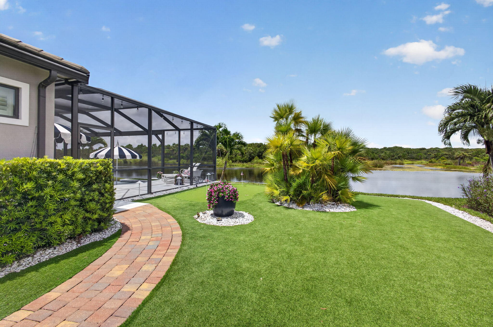 main property photo 74
