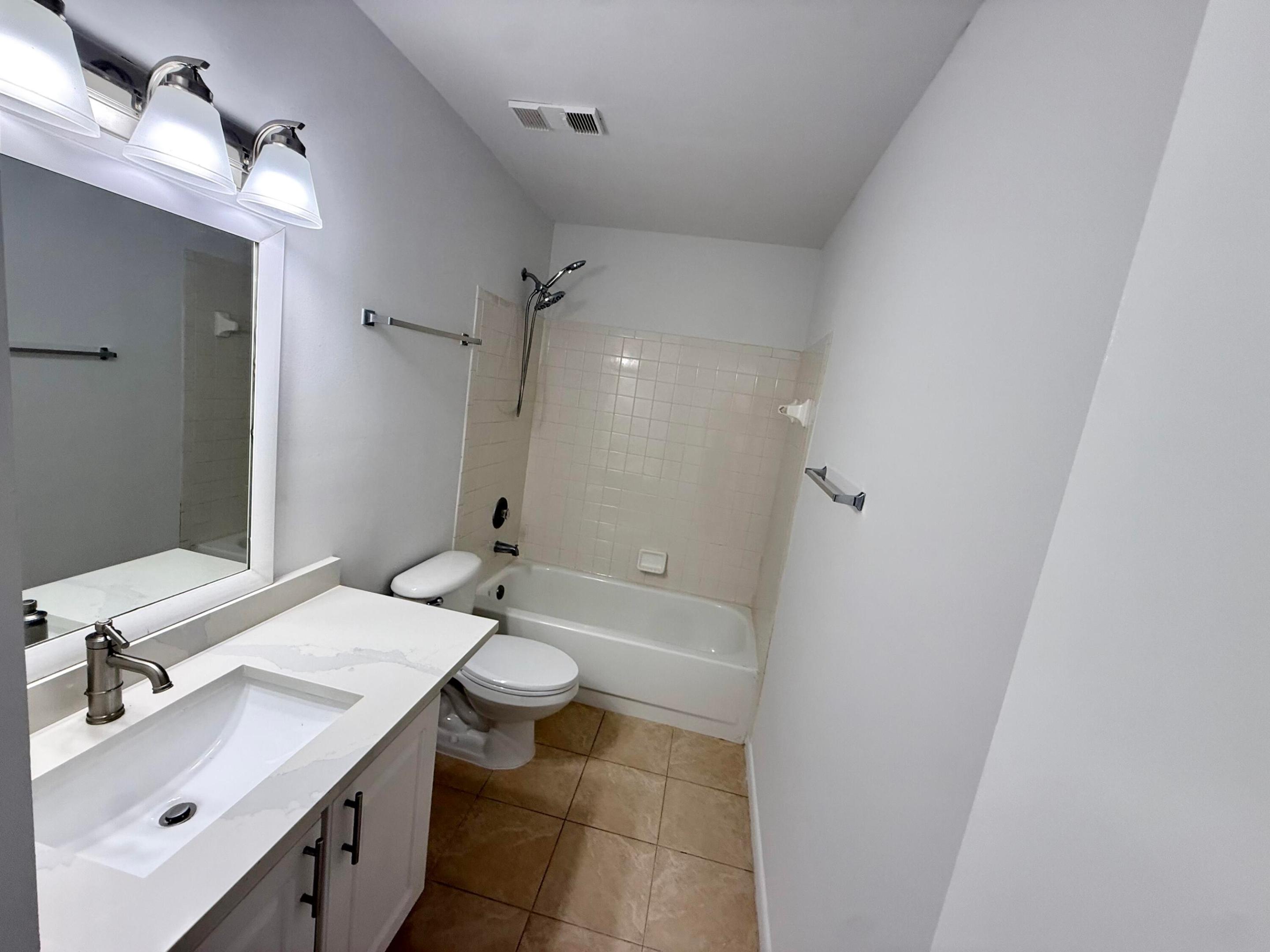 property viewer photo 33