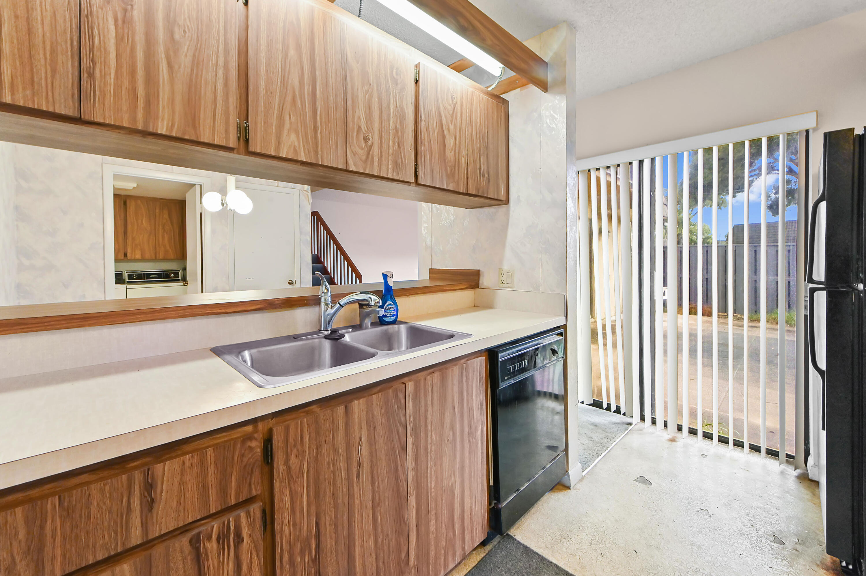 property viewer photo 11