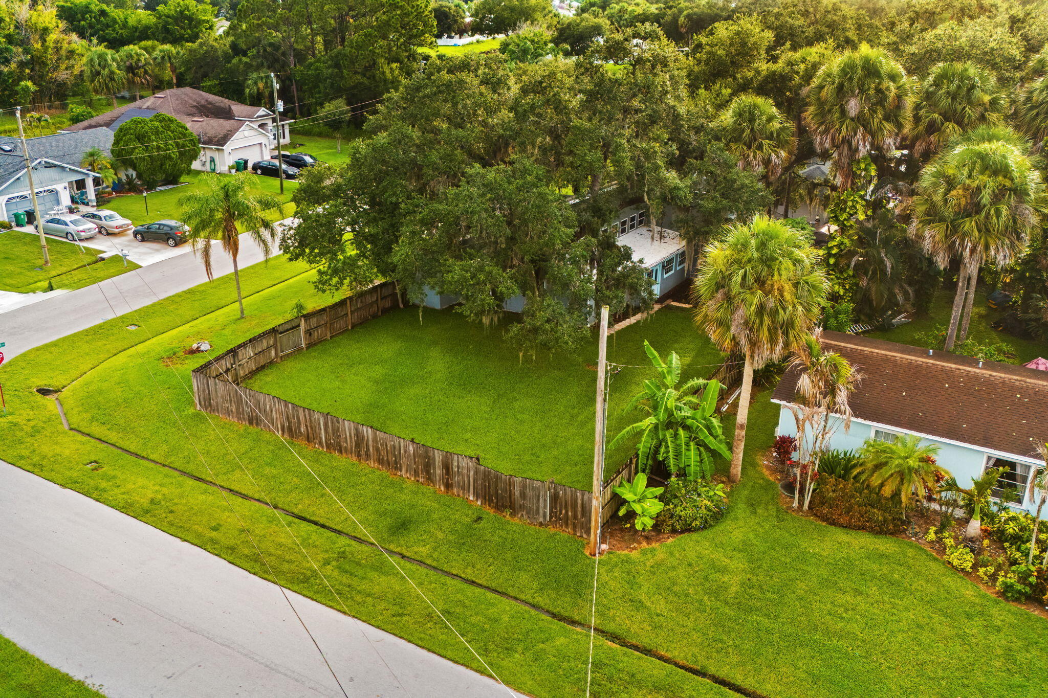 main property photo 47
