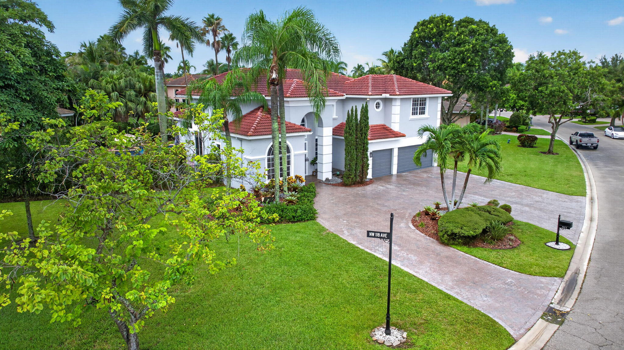 property viewer photo 64