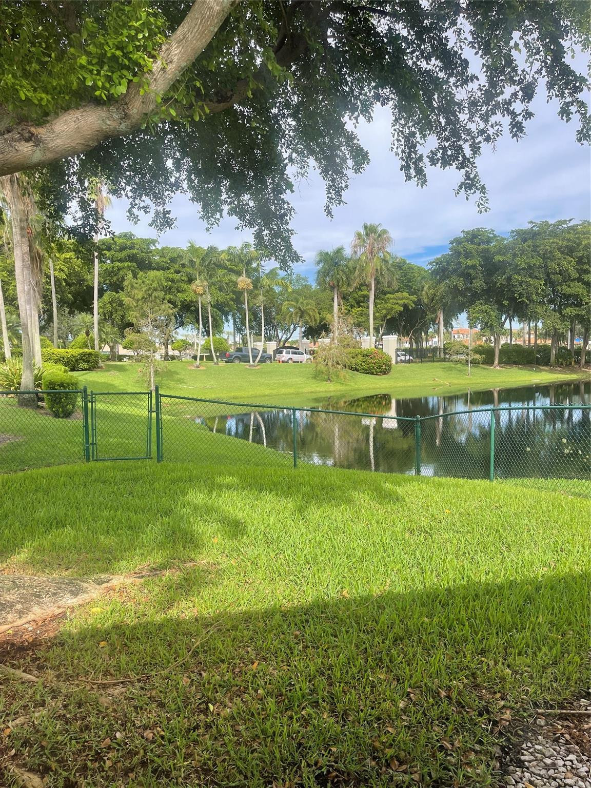 main property photo 16