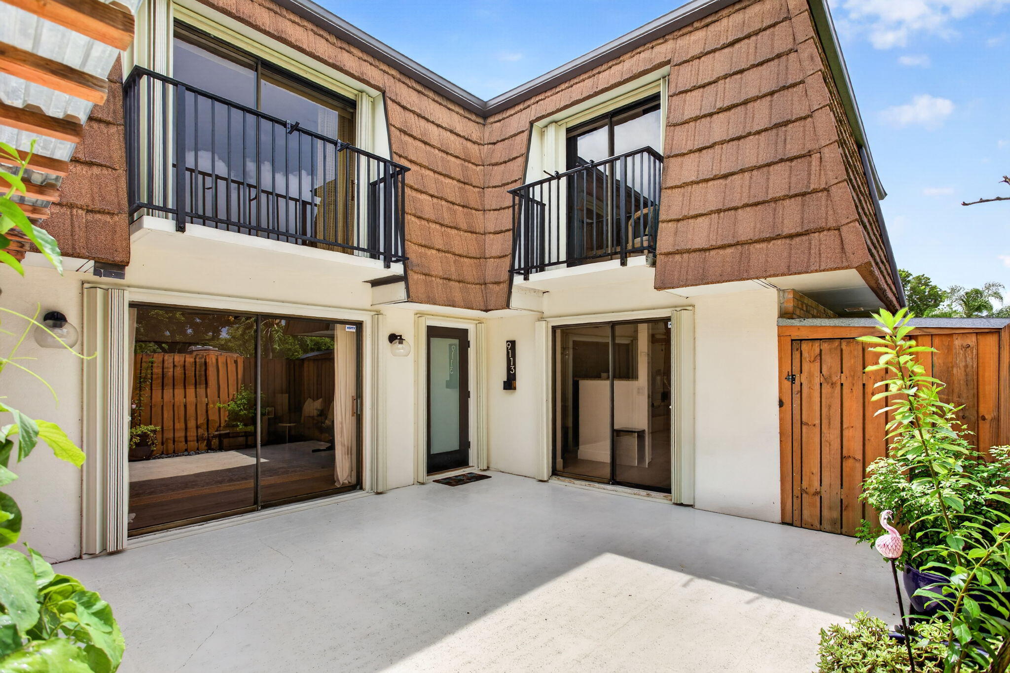 property viewer photo 1