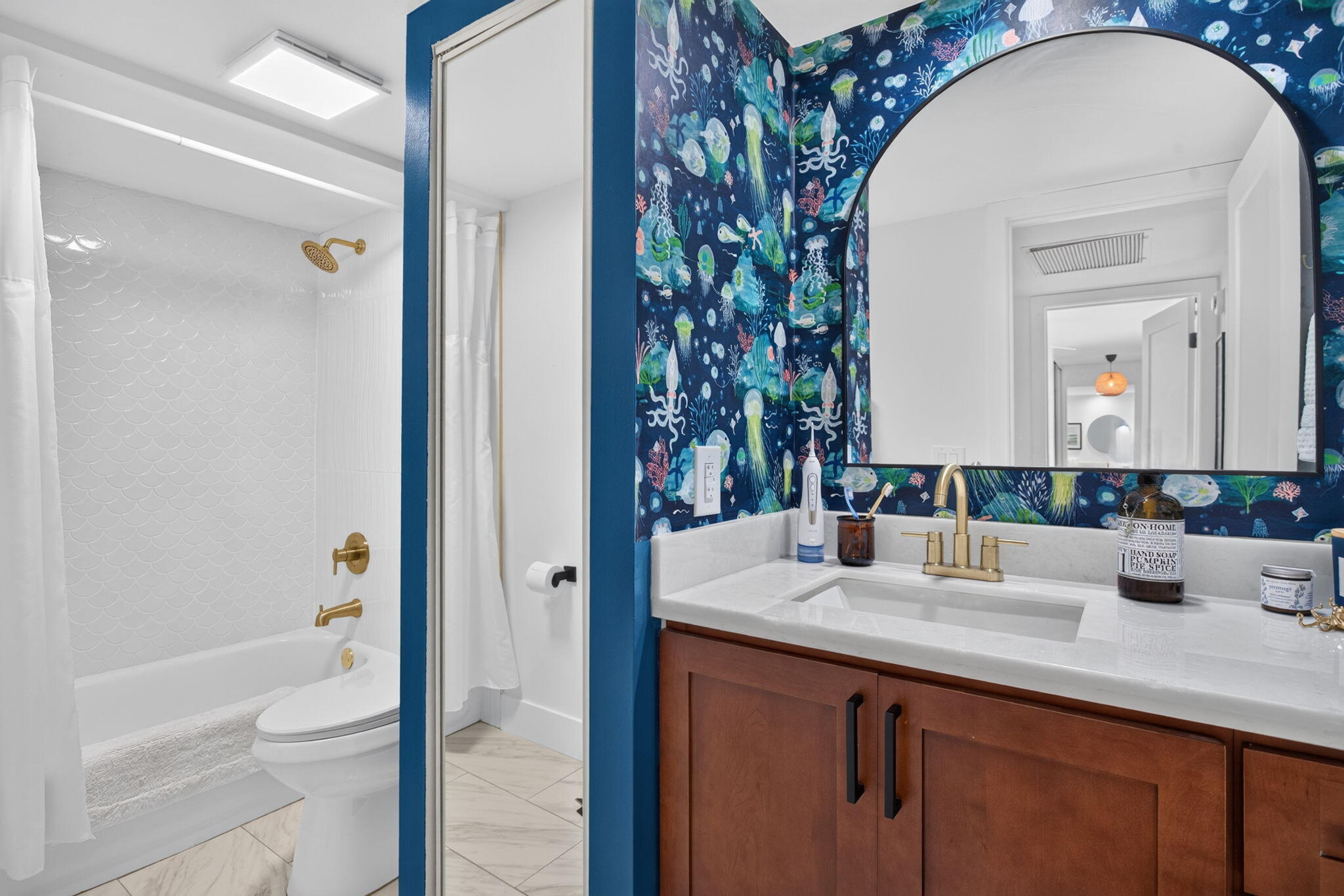 property viewer photo 18