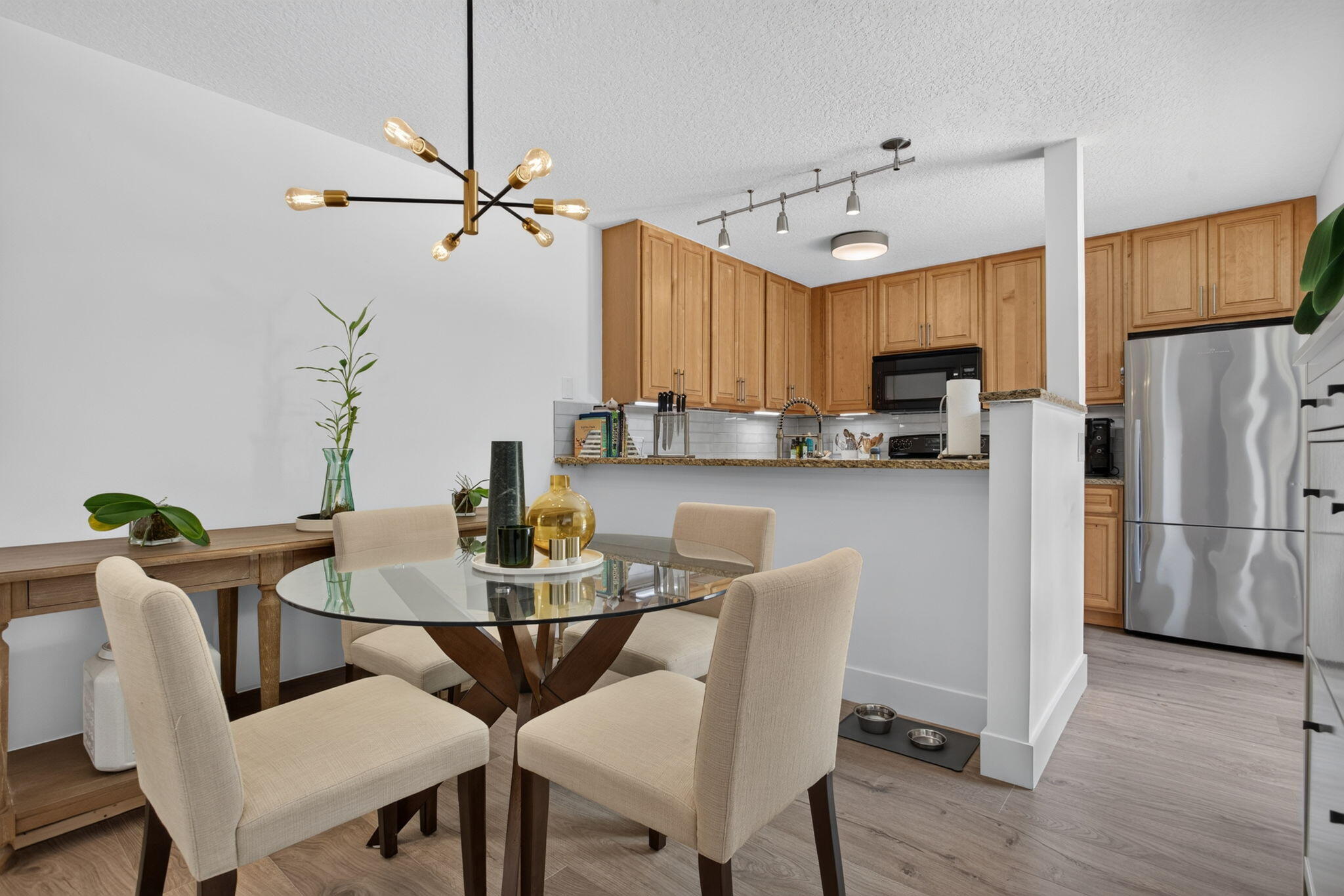 property viewer photo 4