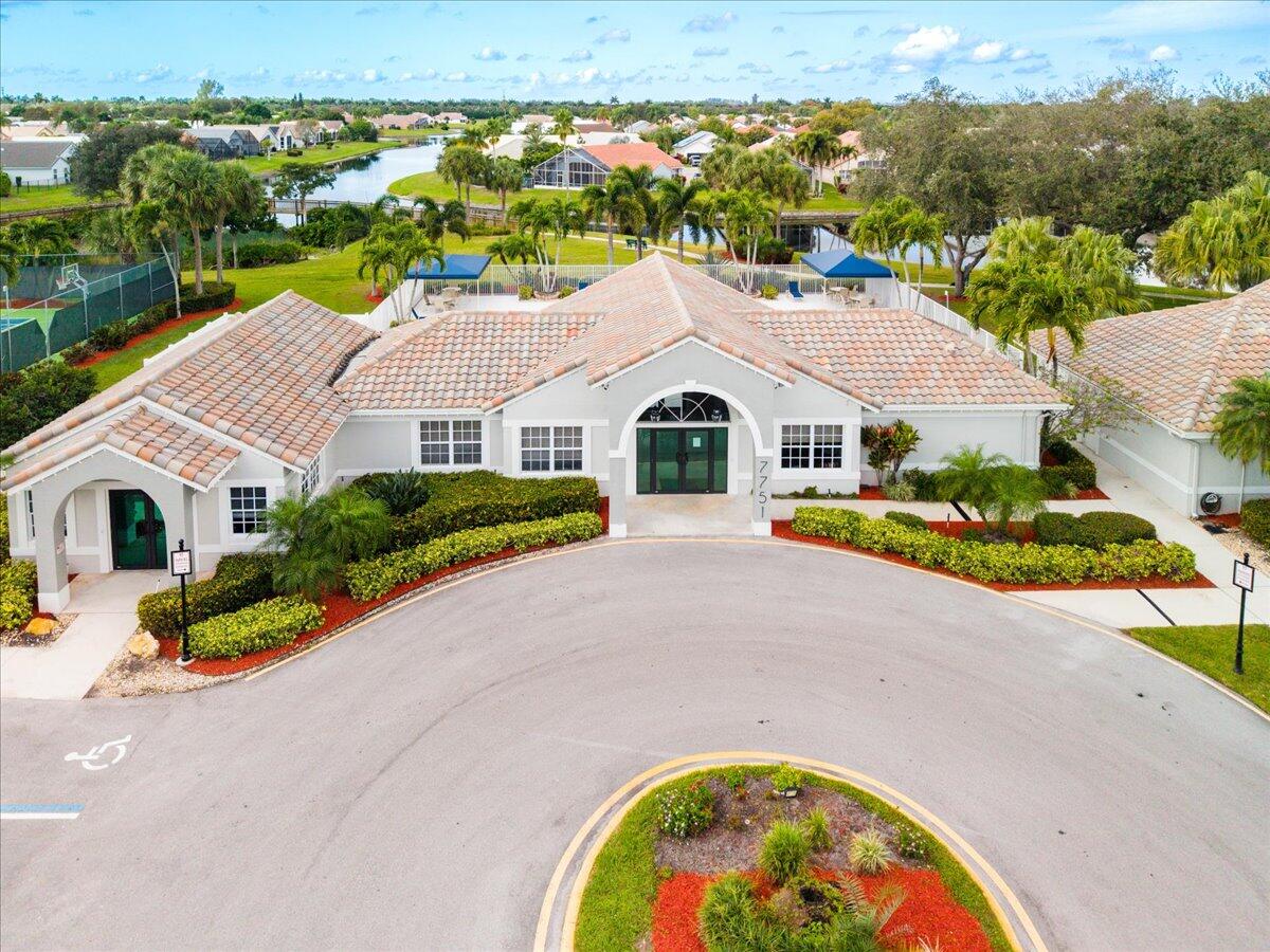 main property photo 89