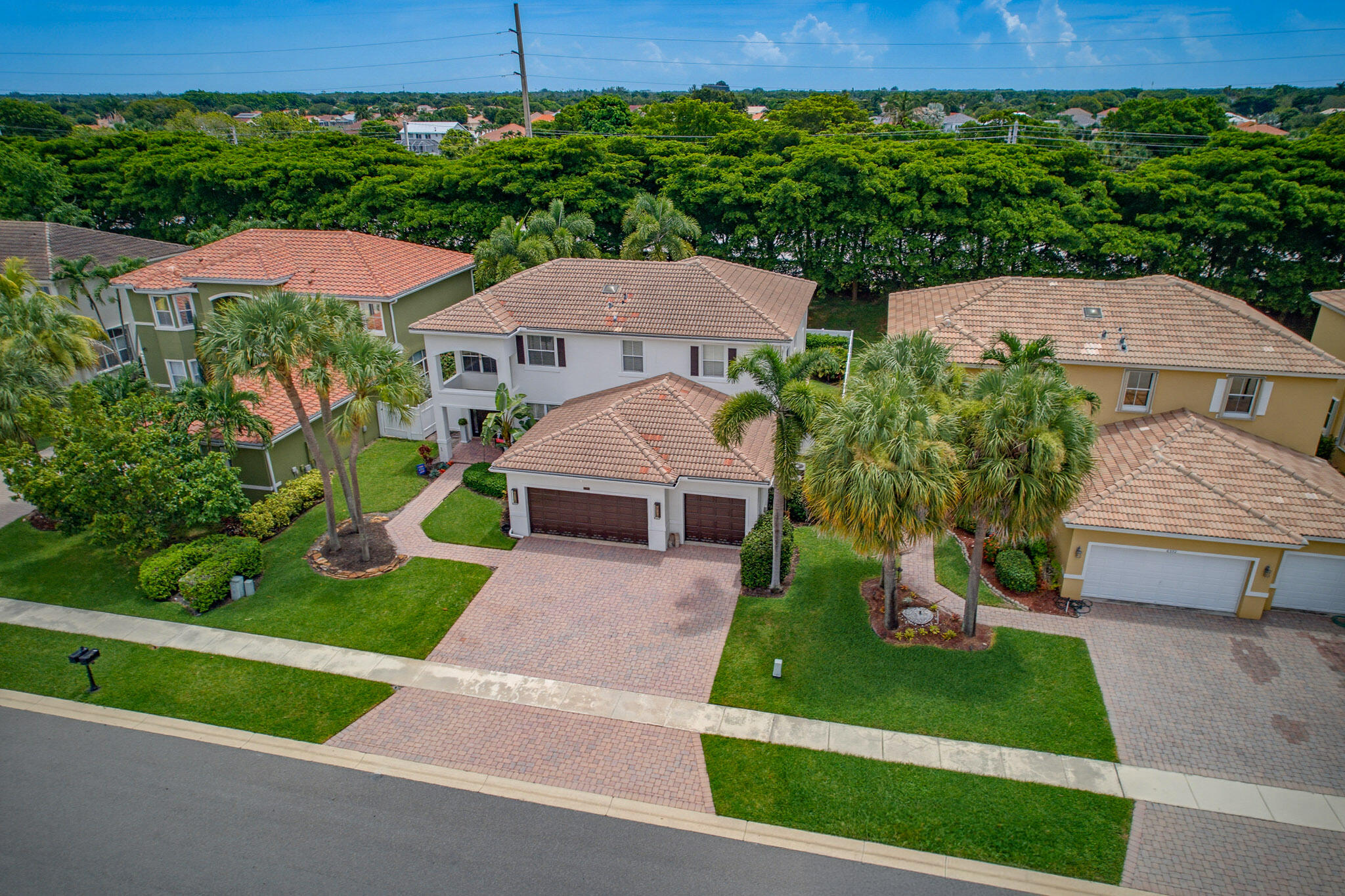 main property photo 59