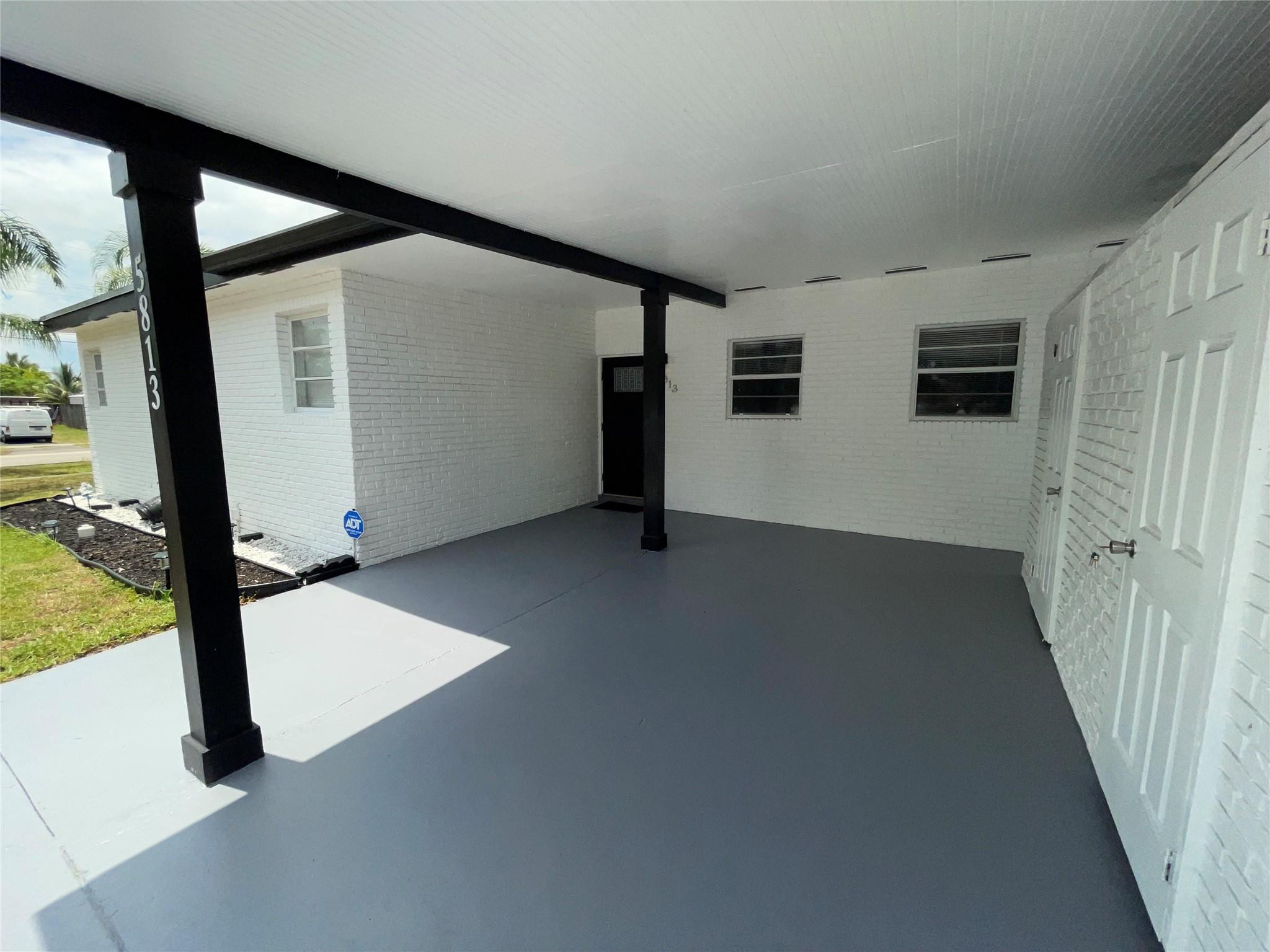 main property photo 32
