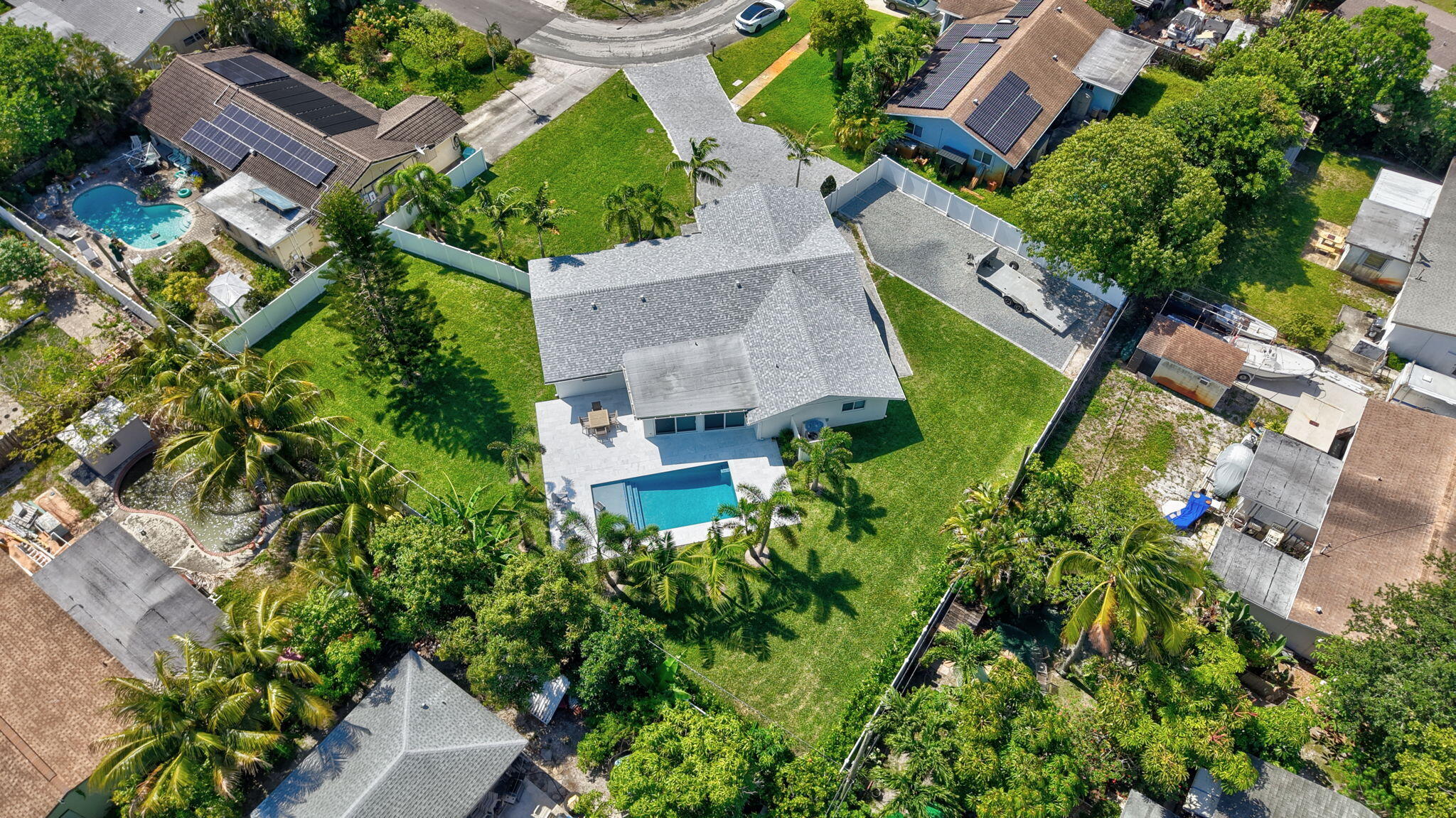 main property photo 78