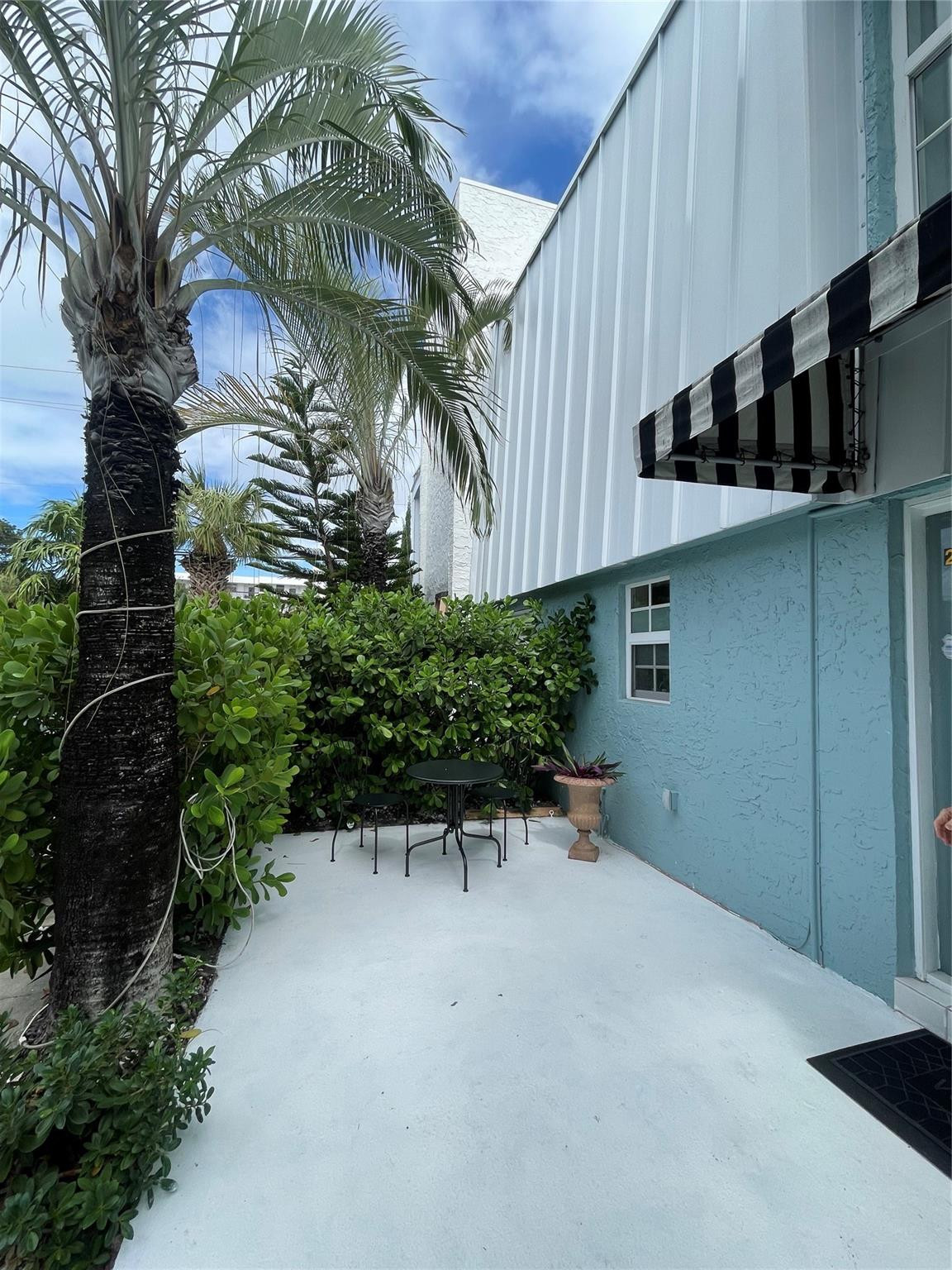 main property photo 76
