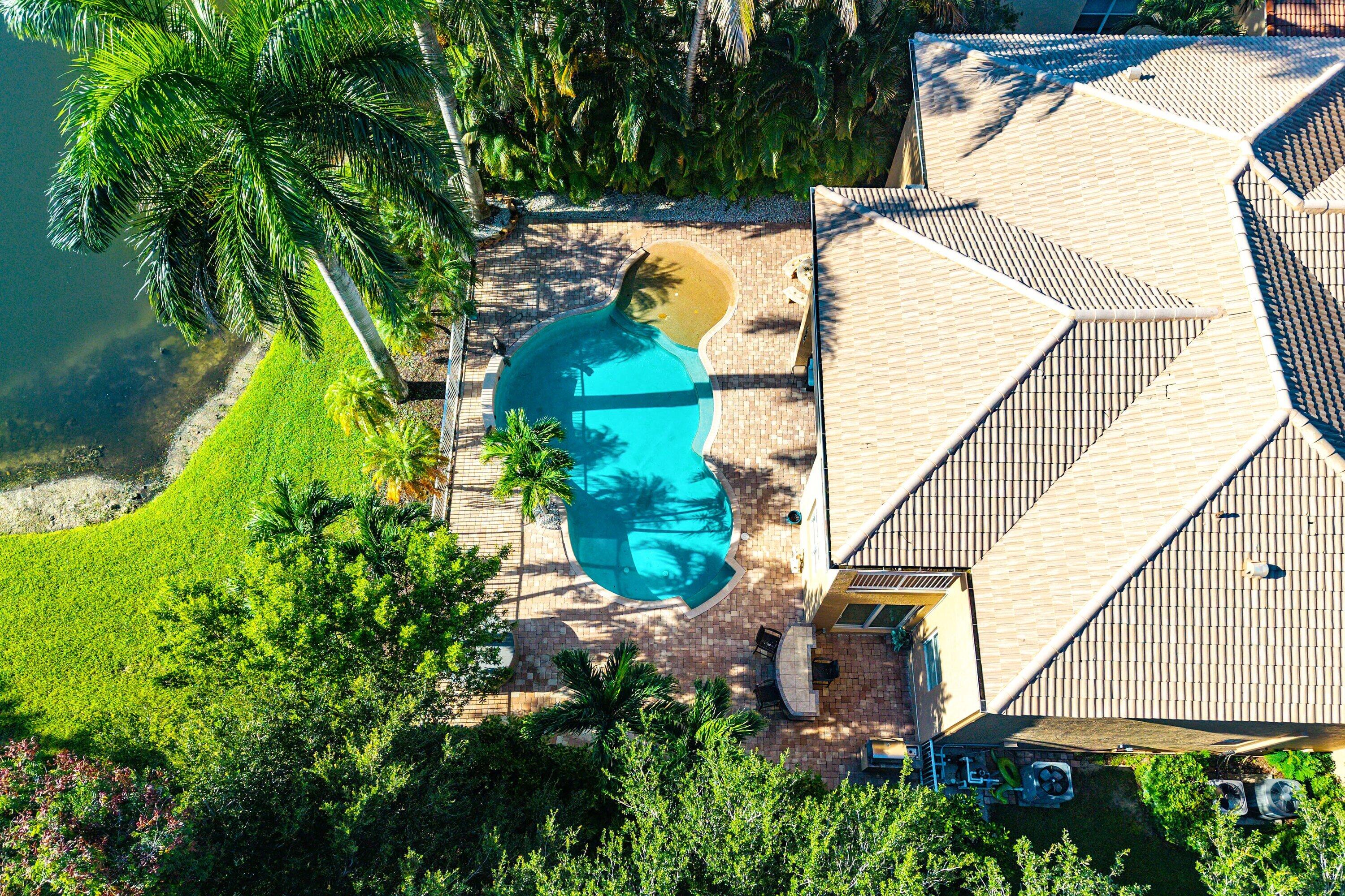 main property photo 59