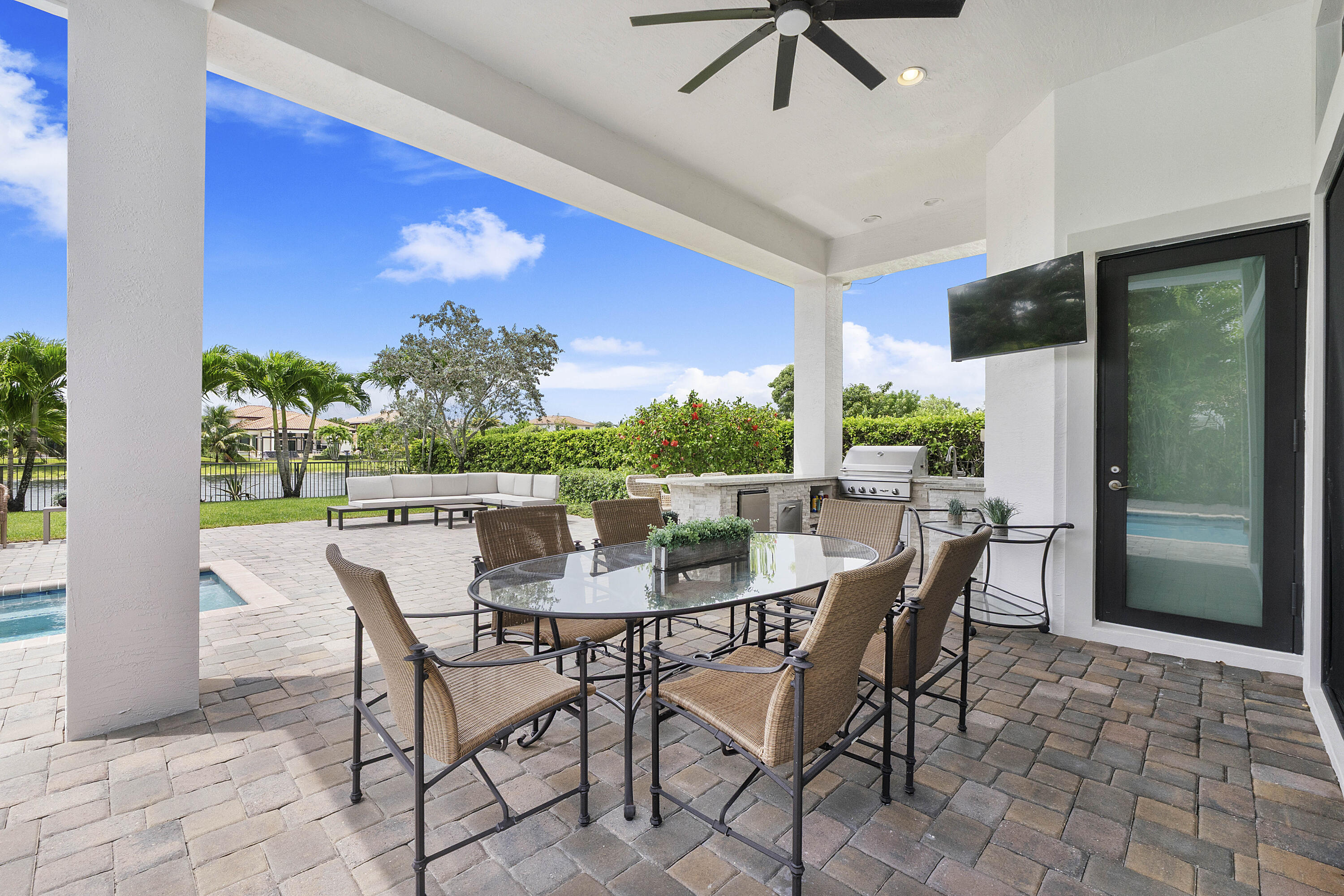 main property photo 52