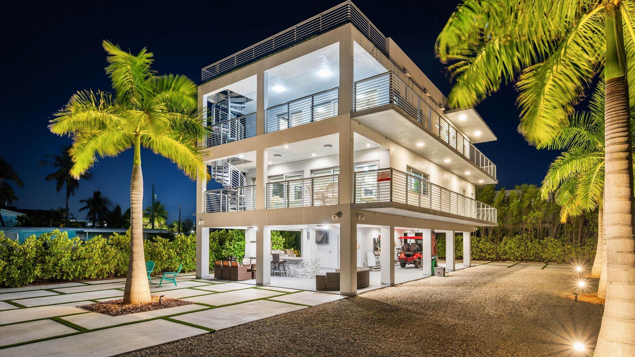 main property photo 18