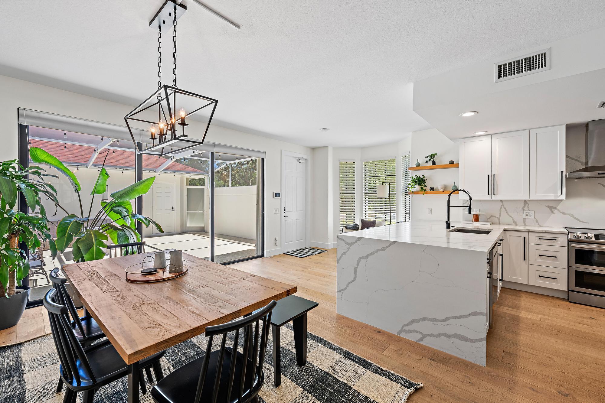 property viewer photo 7
