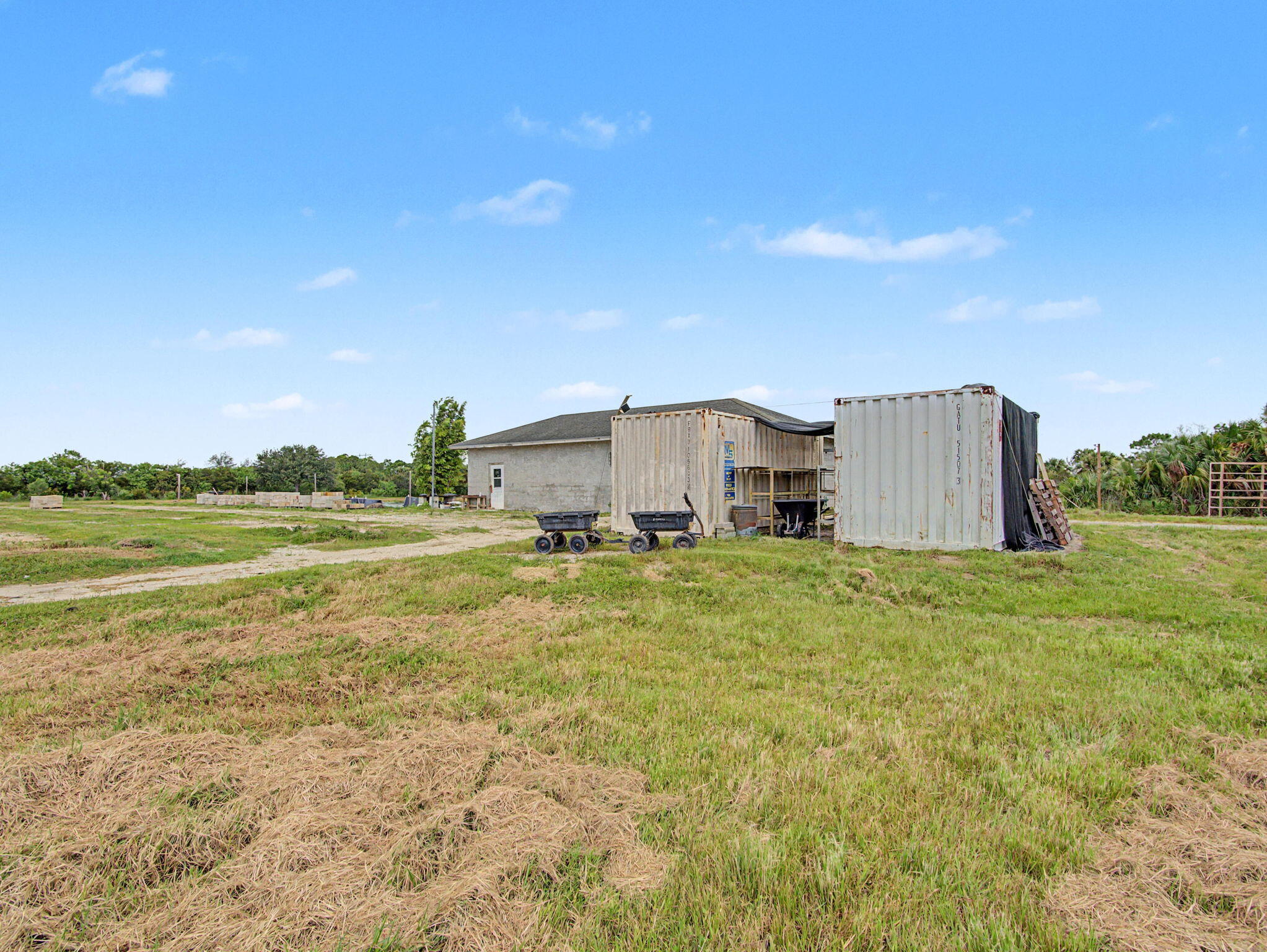 main property photo 50