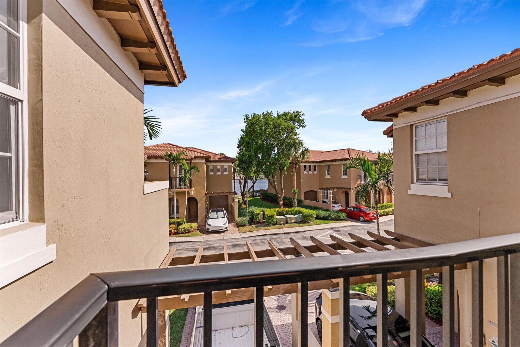 main property photo 25