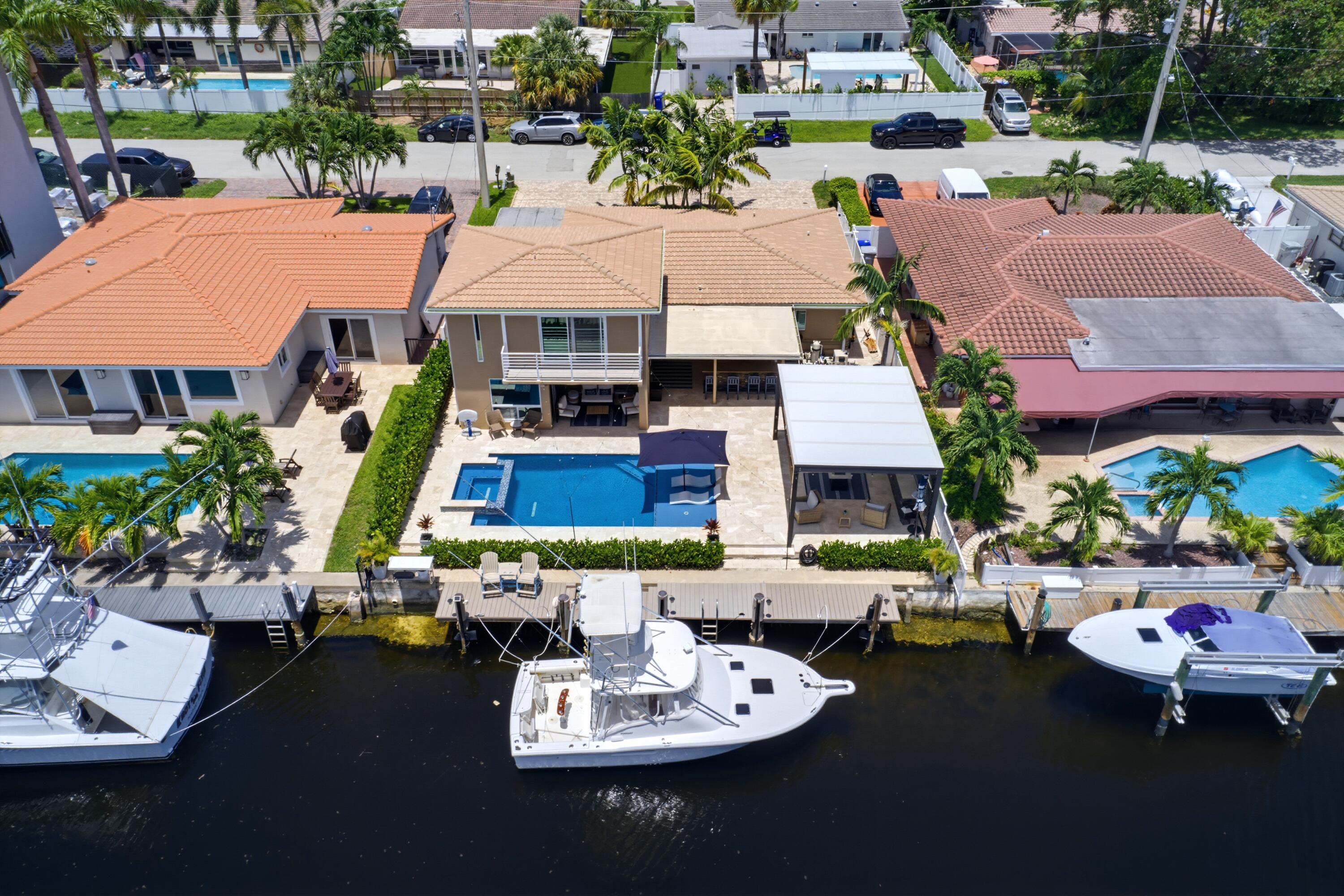 main property photo 51