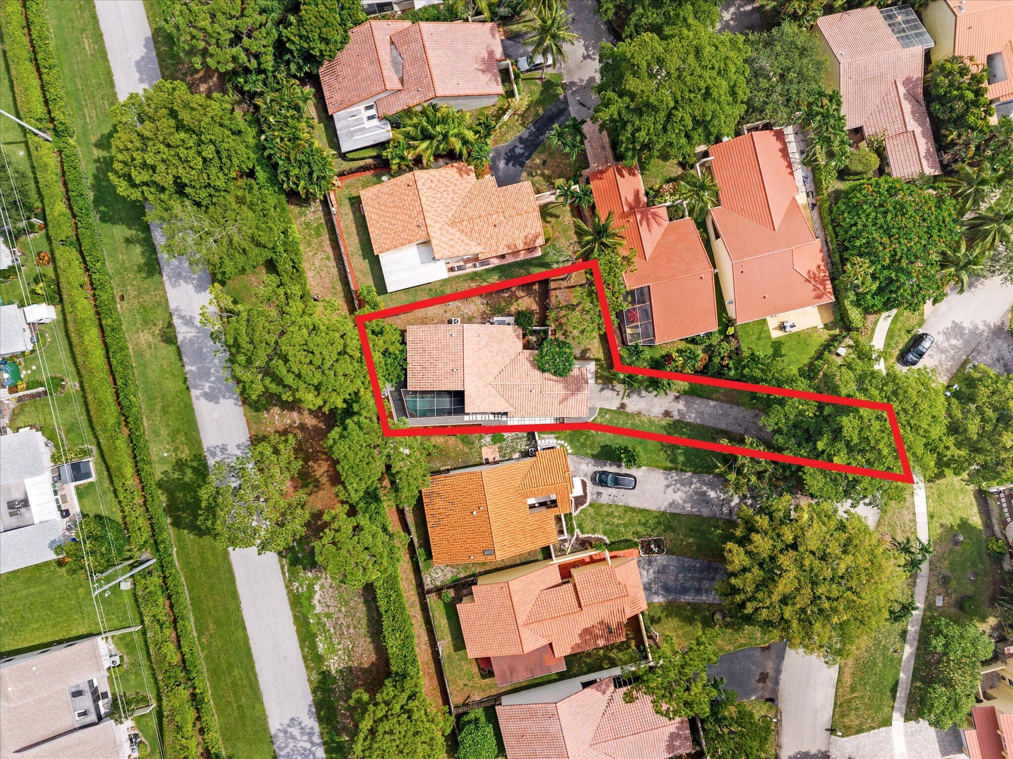 main property photo 32