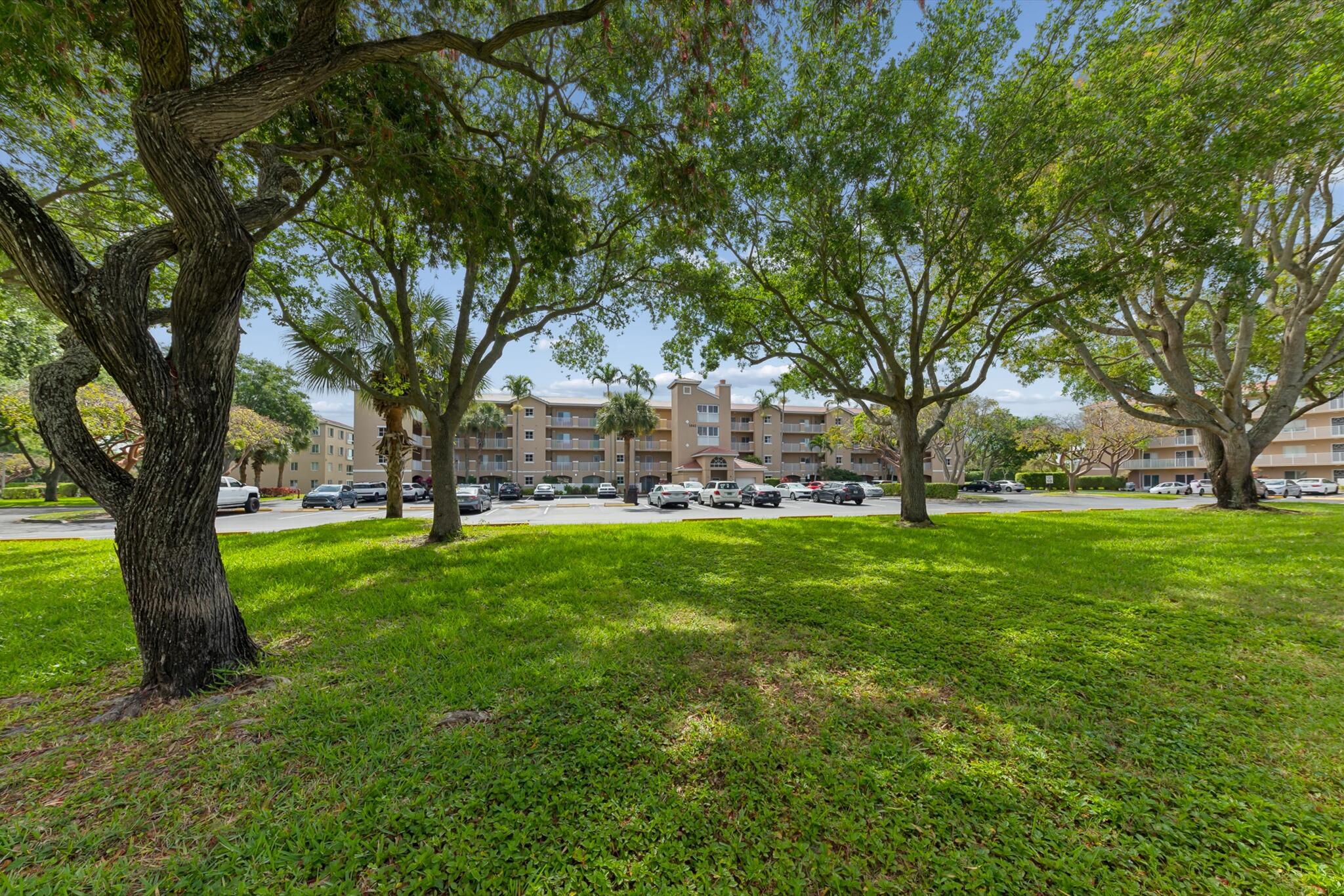 main property photo 25
