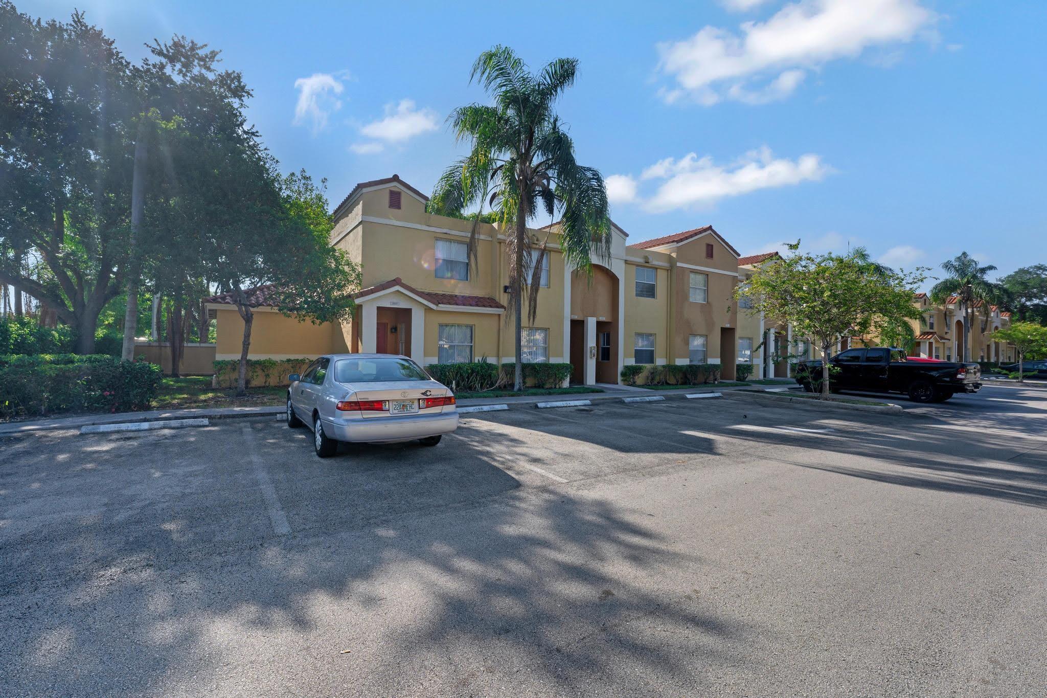 main property photo 40