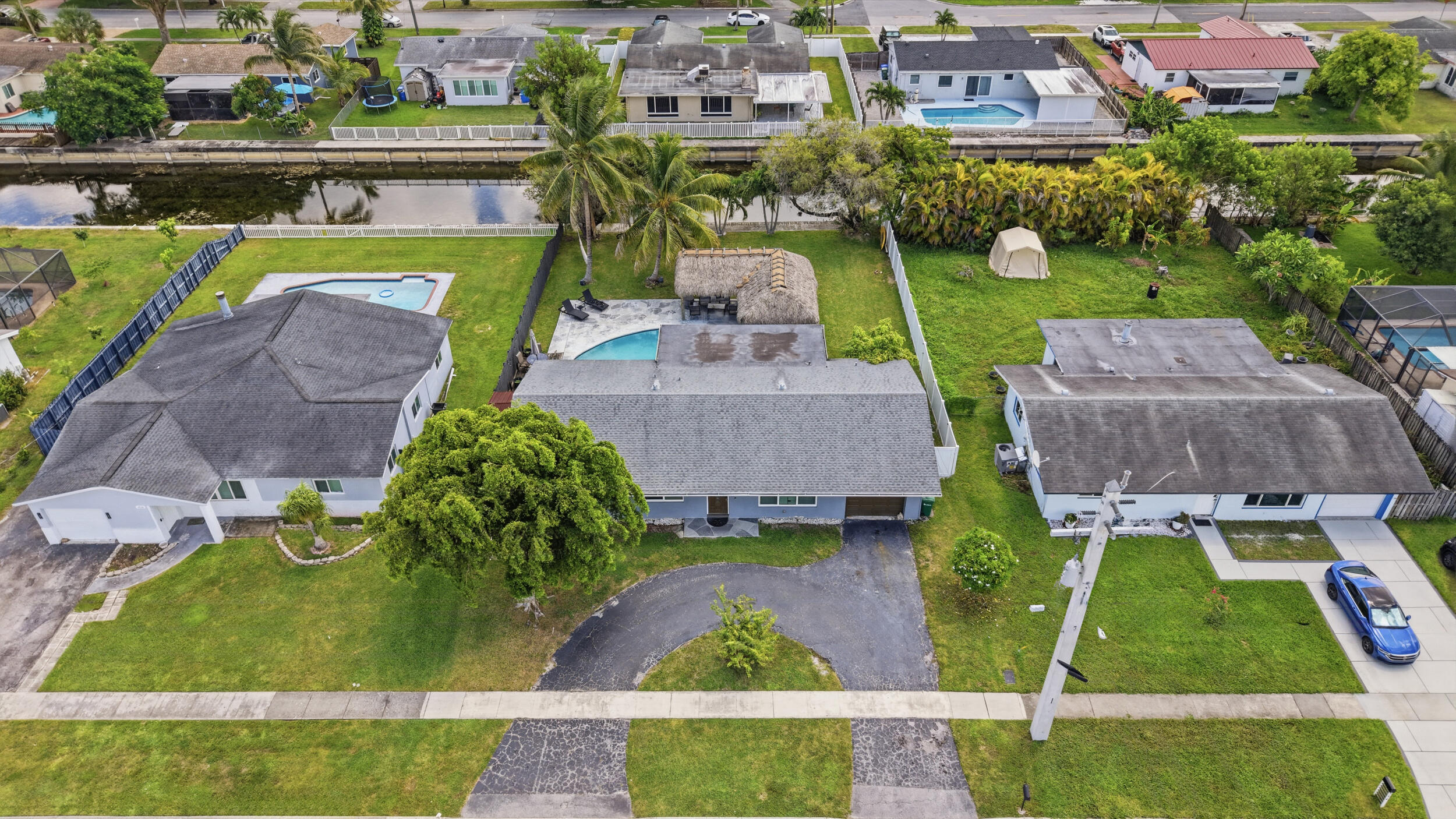 main property photo 44