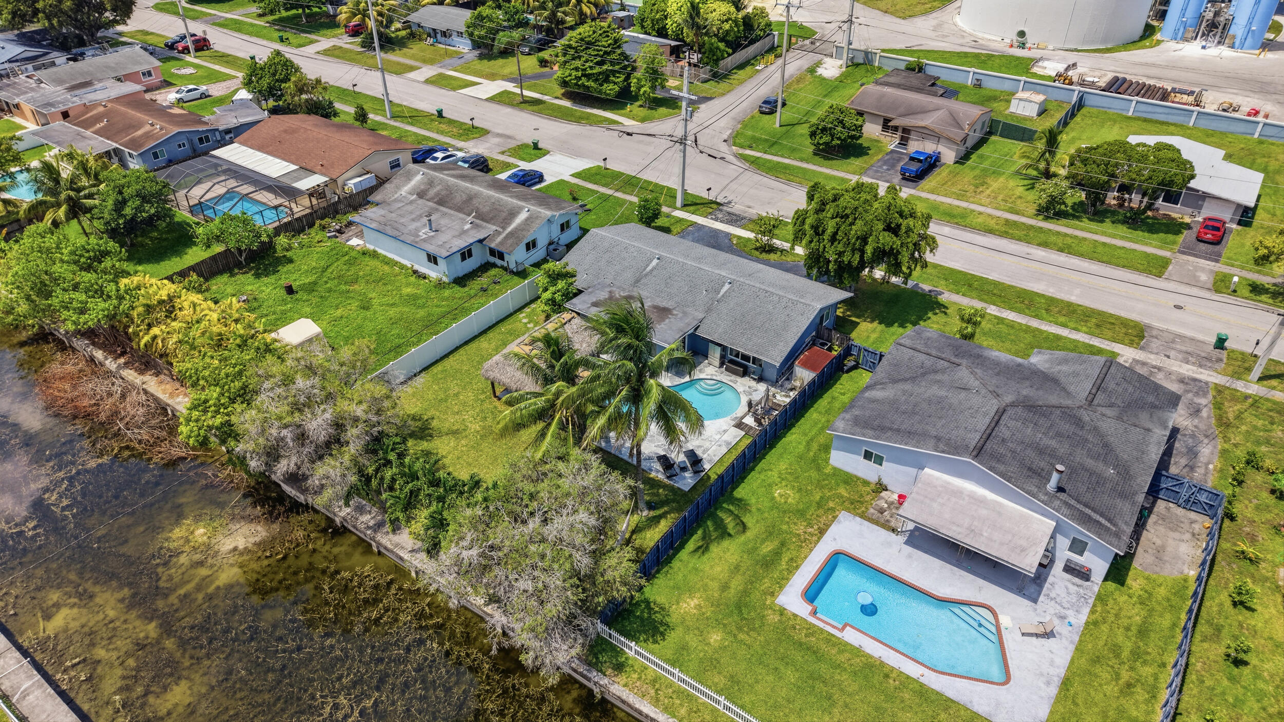 main property photo 46