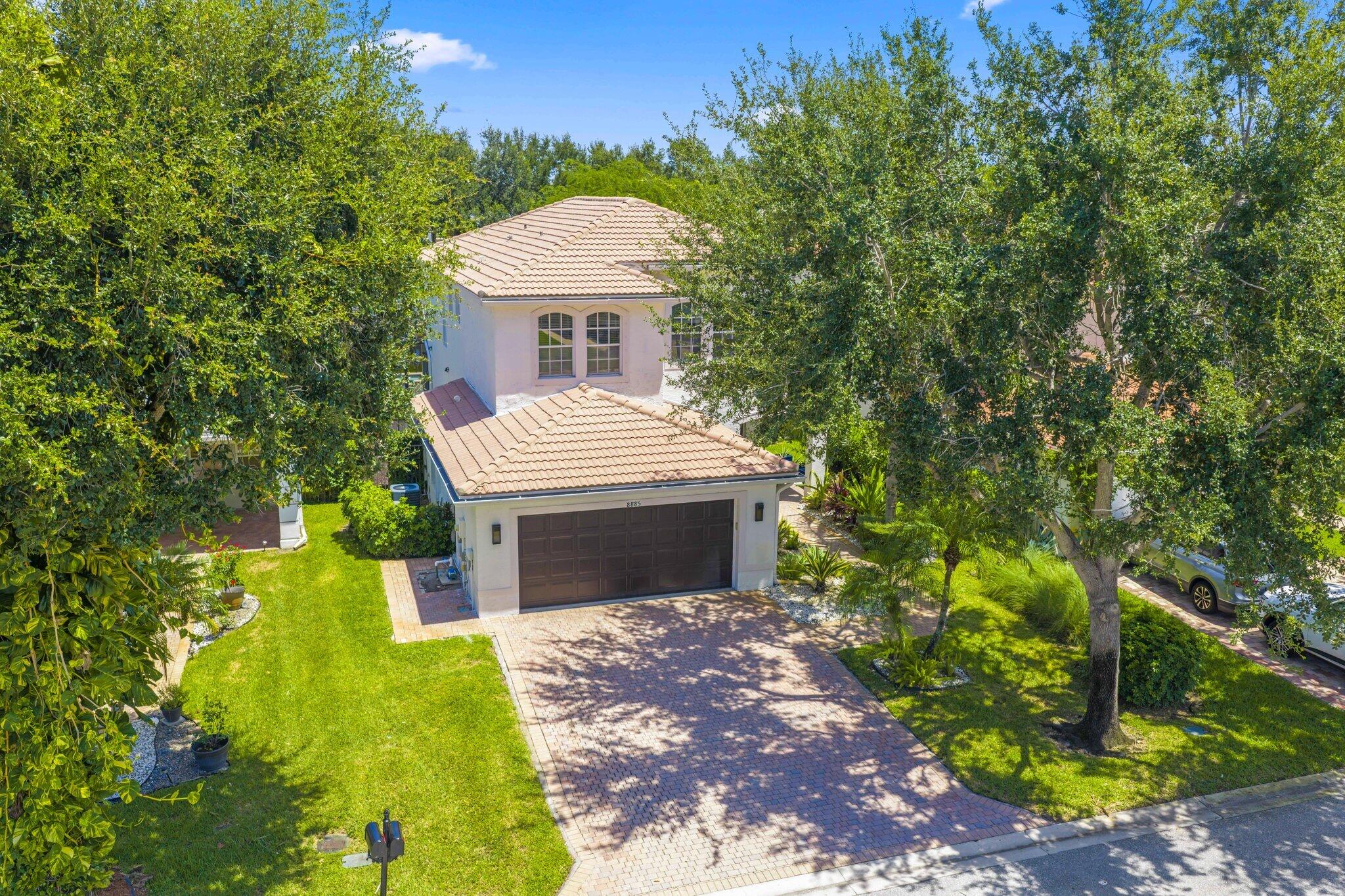 main property photo 50