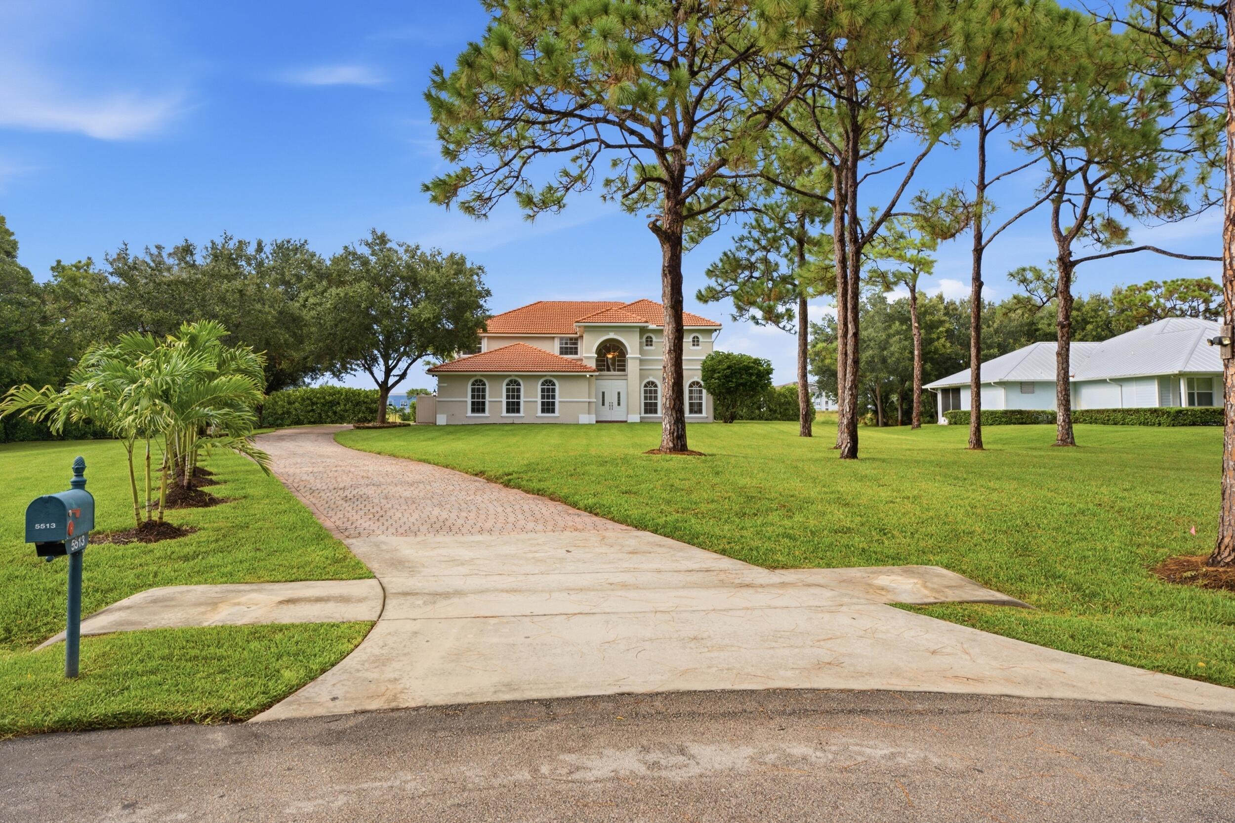 main property photo 2