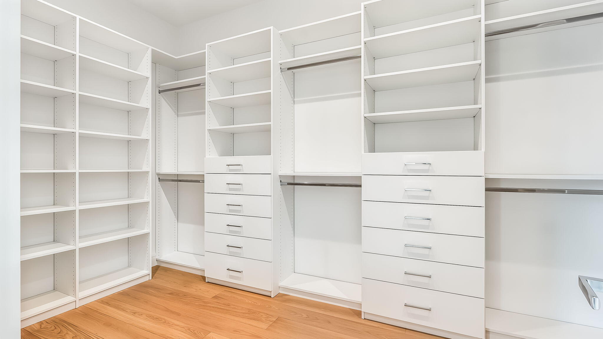 main property photo 78