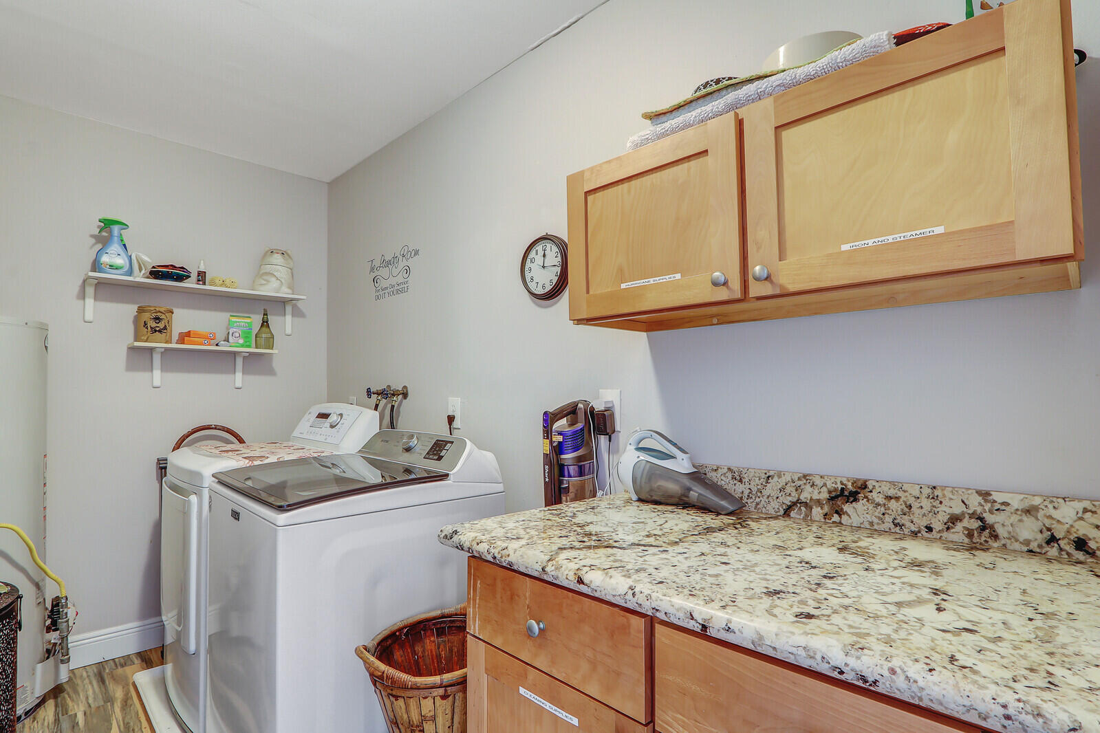 property viewer photo 27