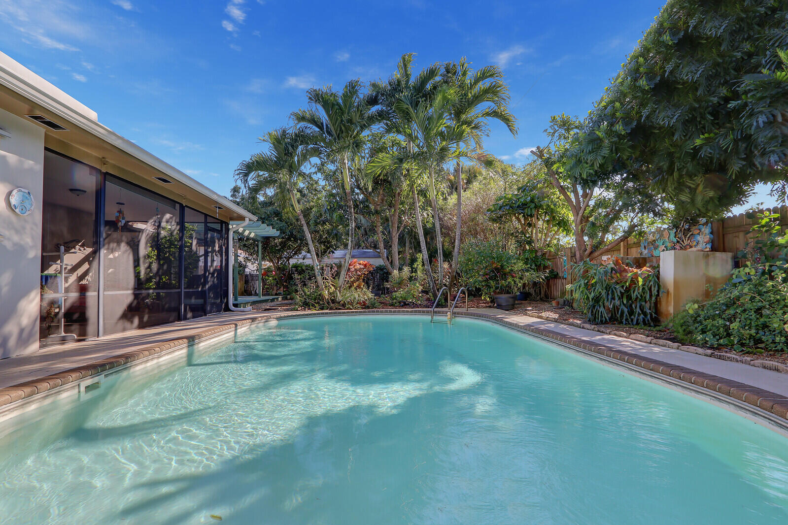 property viewer photo 33