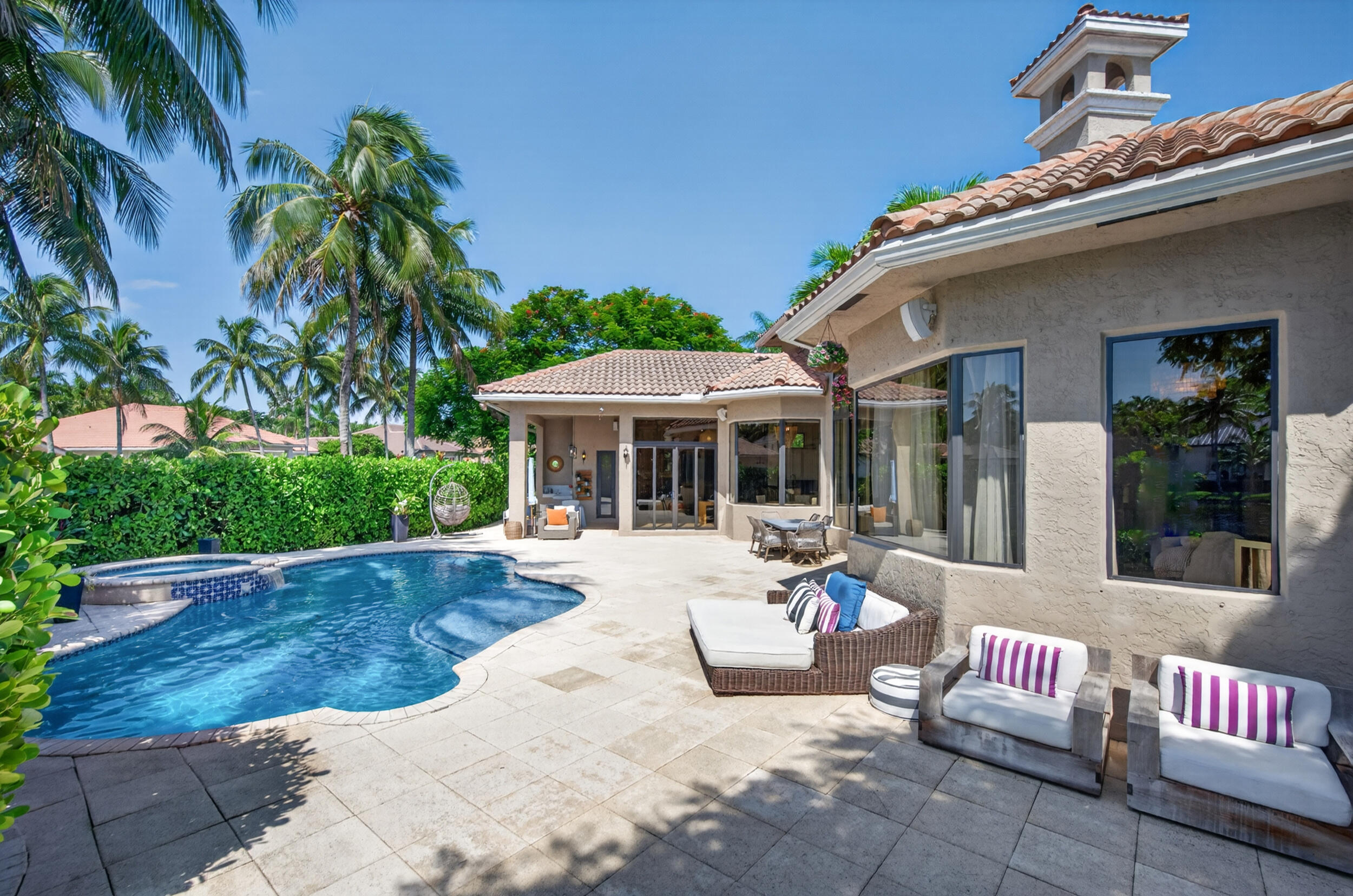 main property photo 37