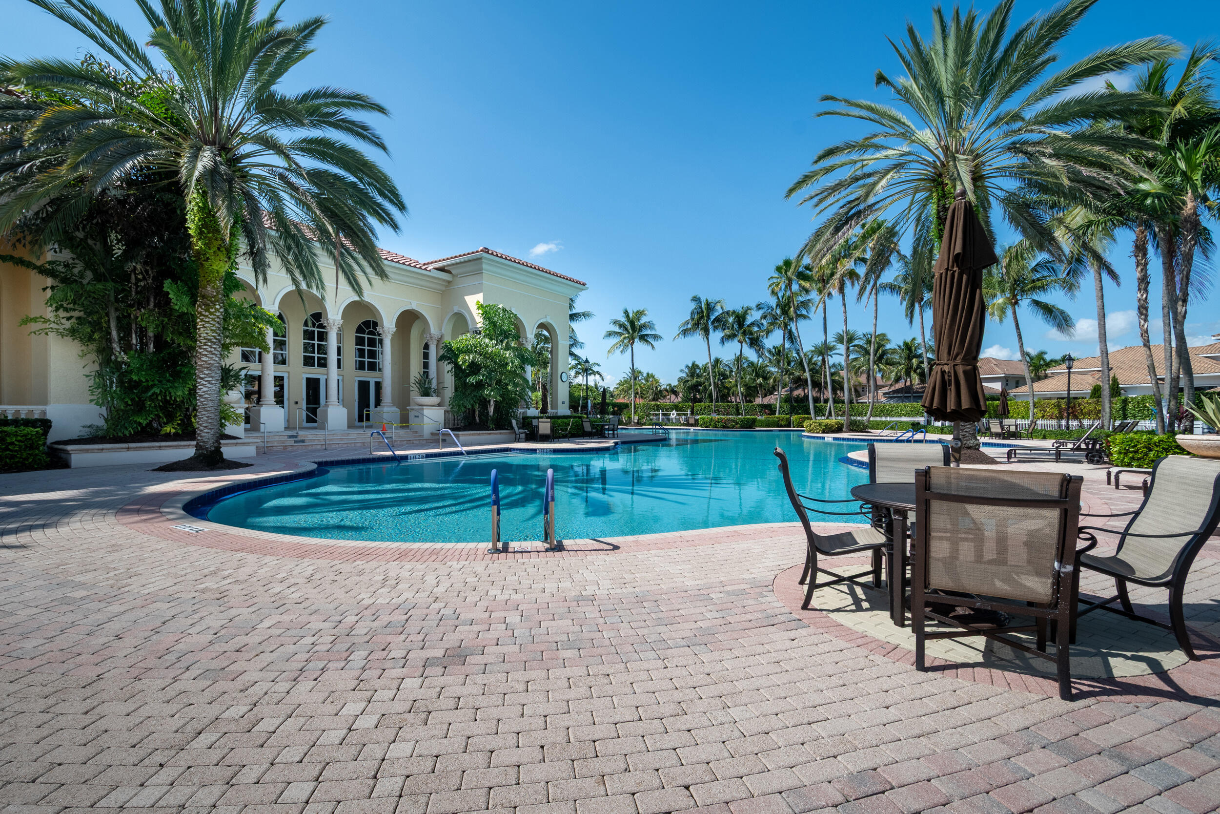 main property photo 50