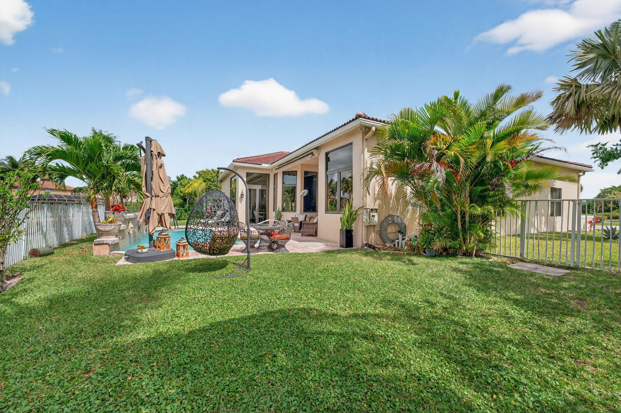 main property photo 50
