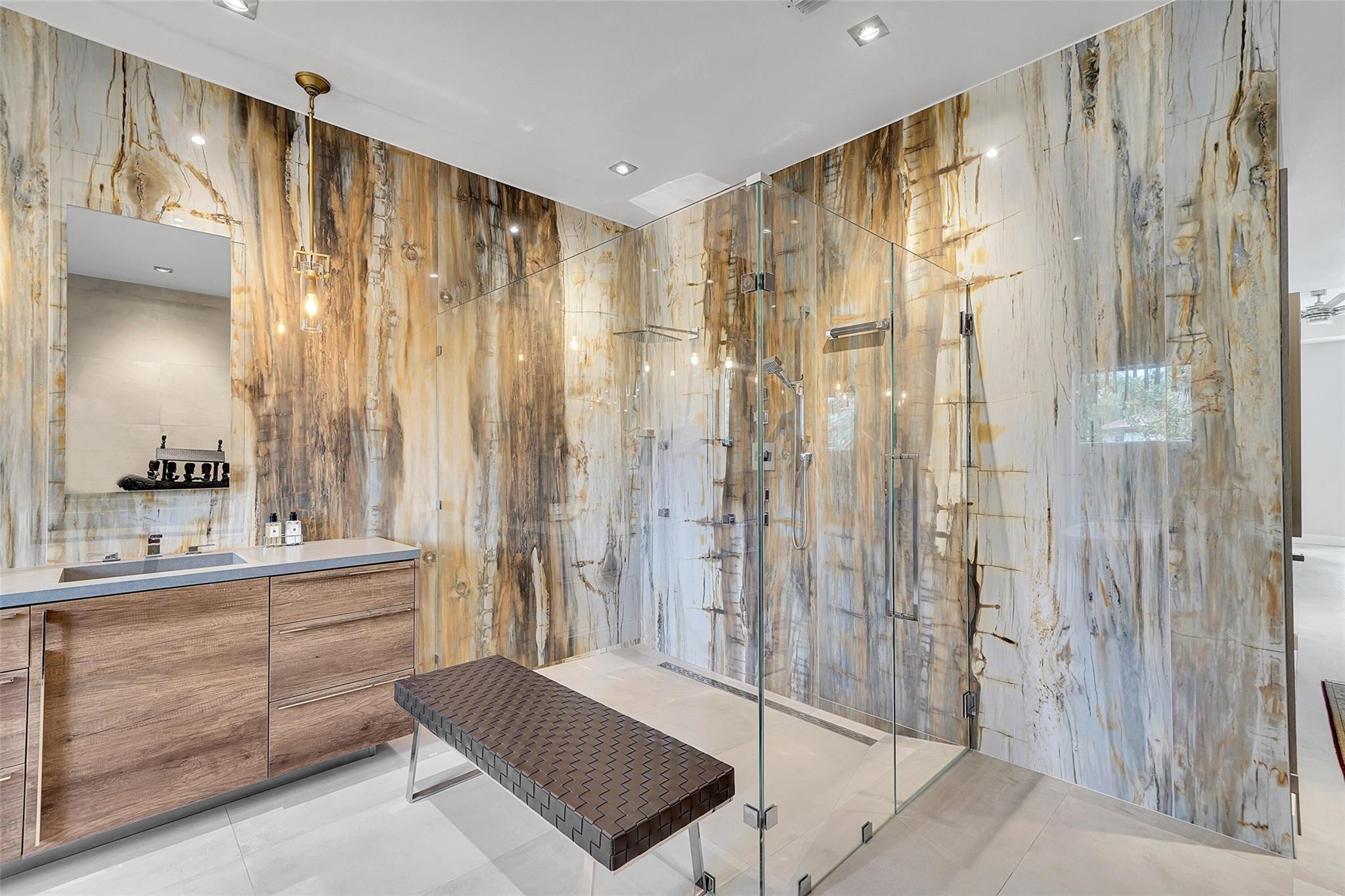 main property photo 64