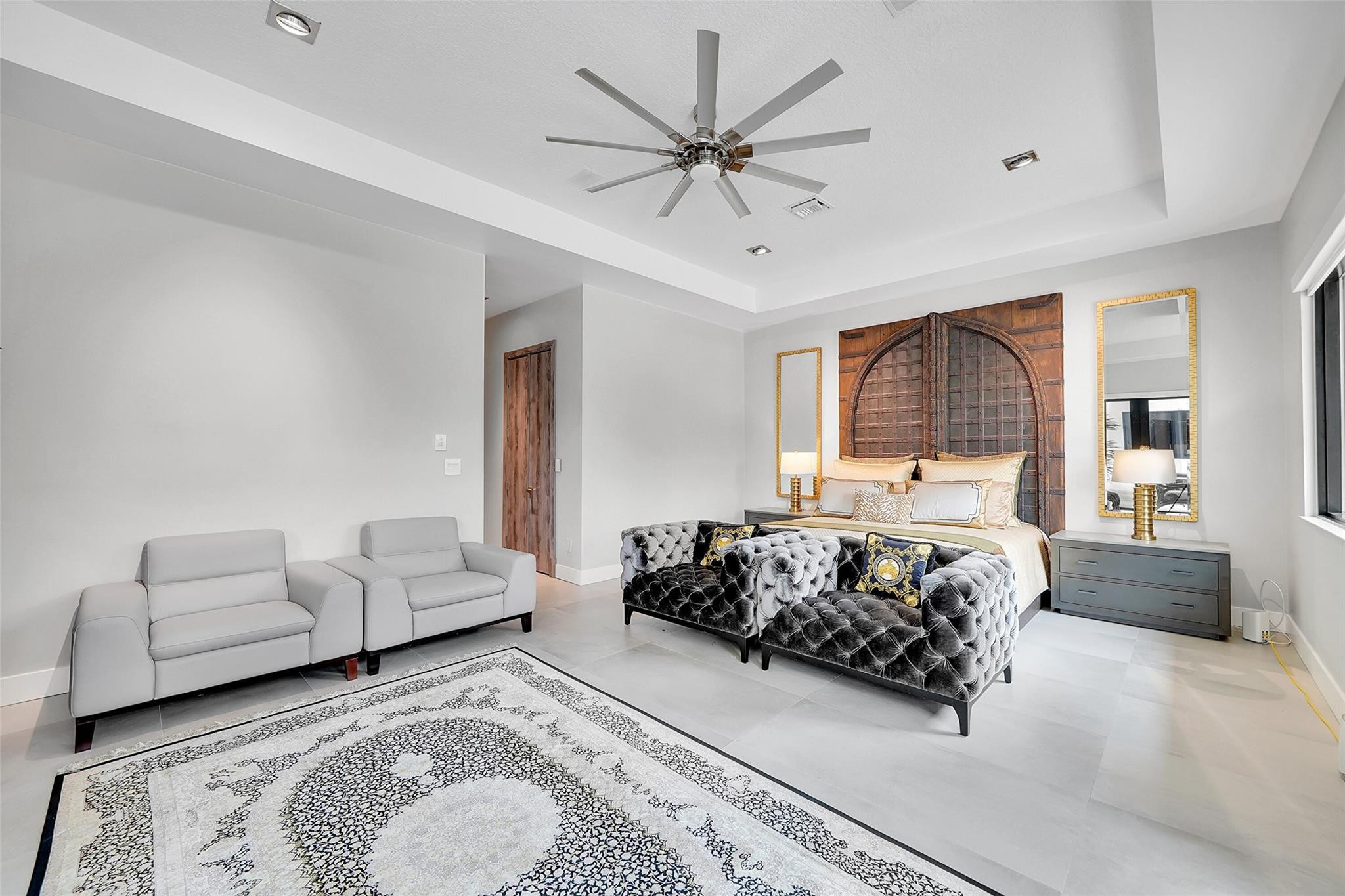 main property photo 77