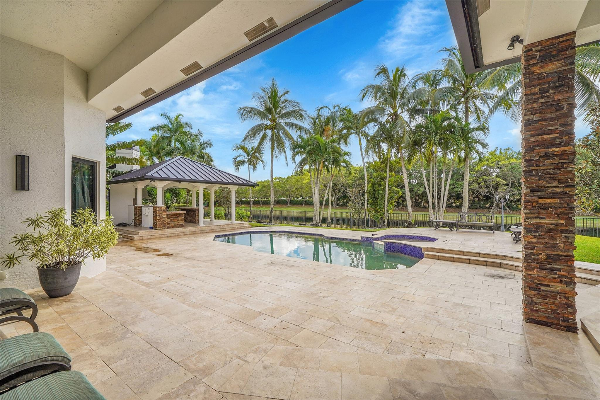 main property photo 83