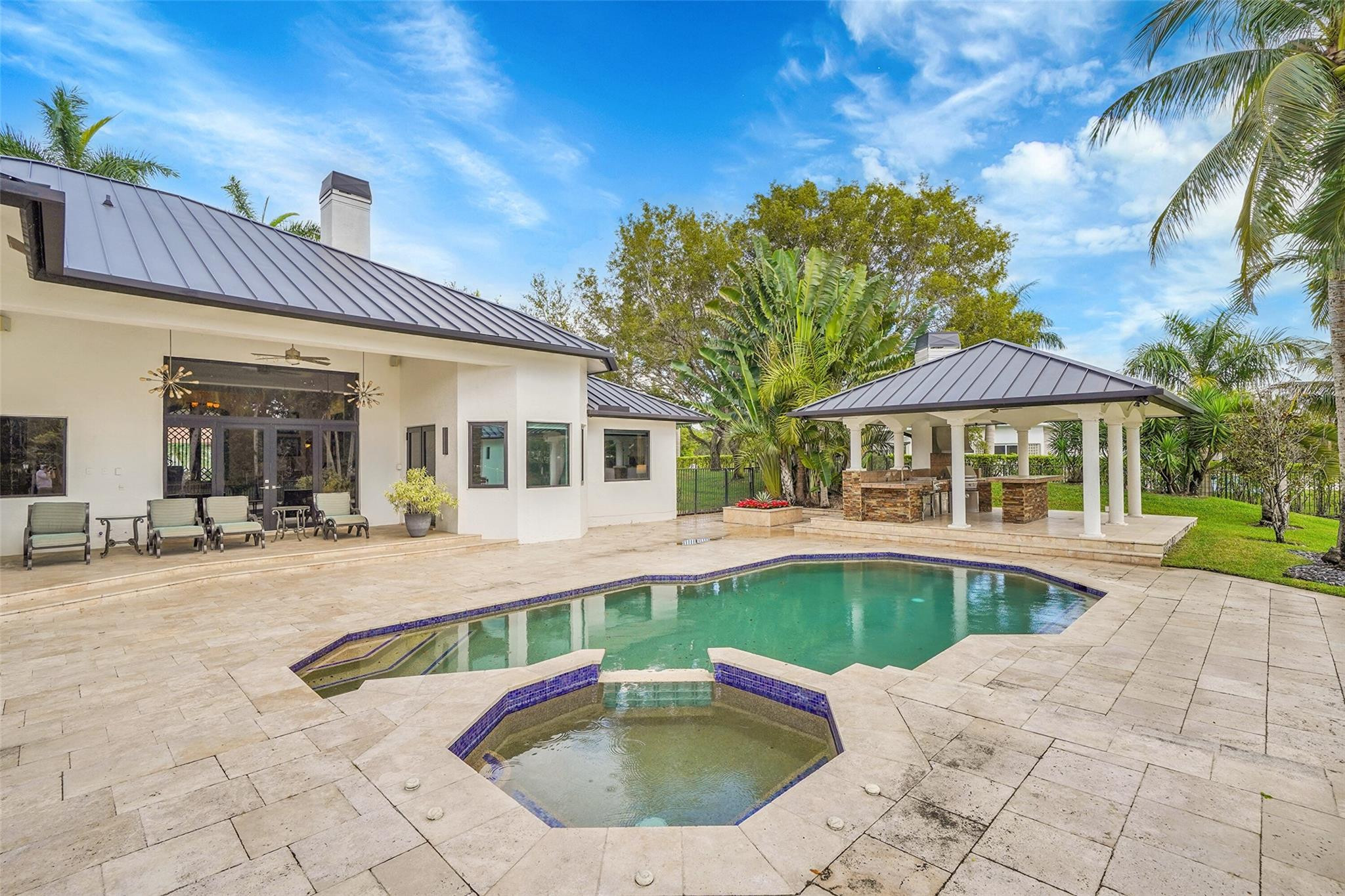 main property photo 88
