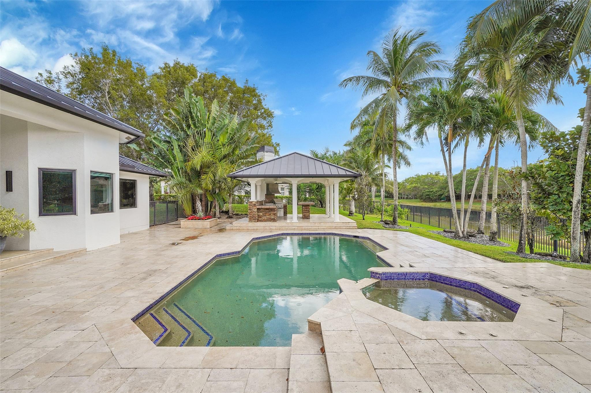 main property photo 89