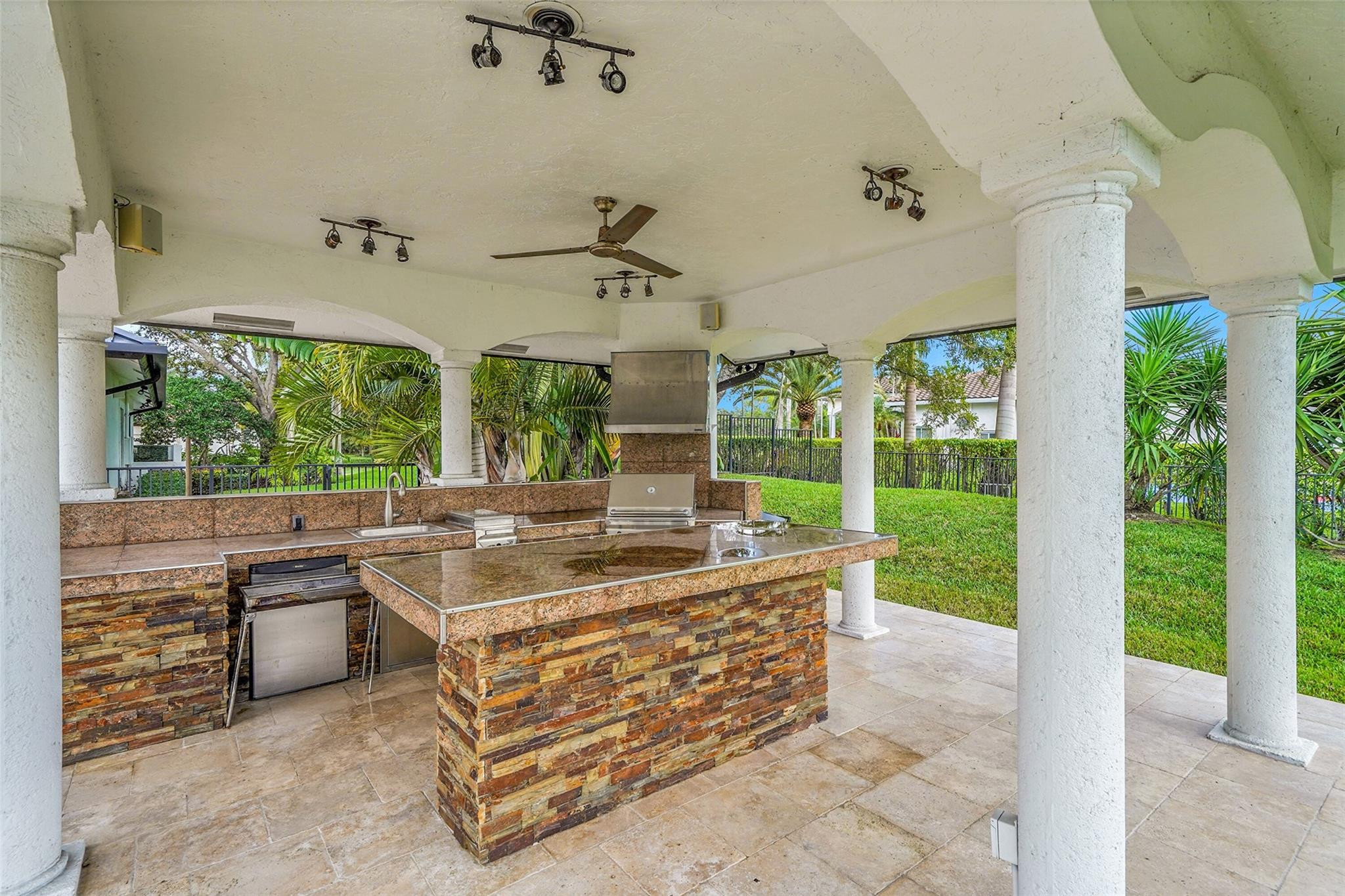 main property photo 92