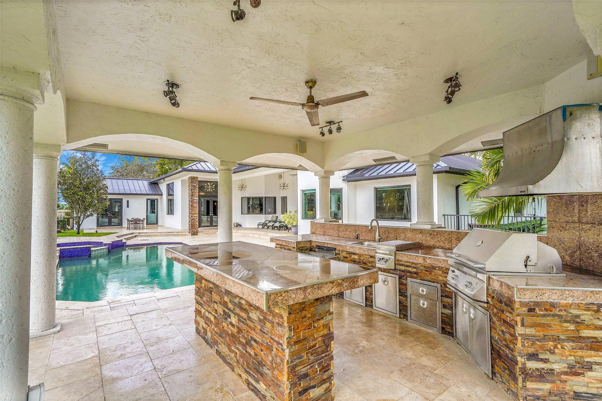 main property photo 93