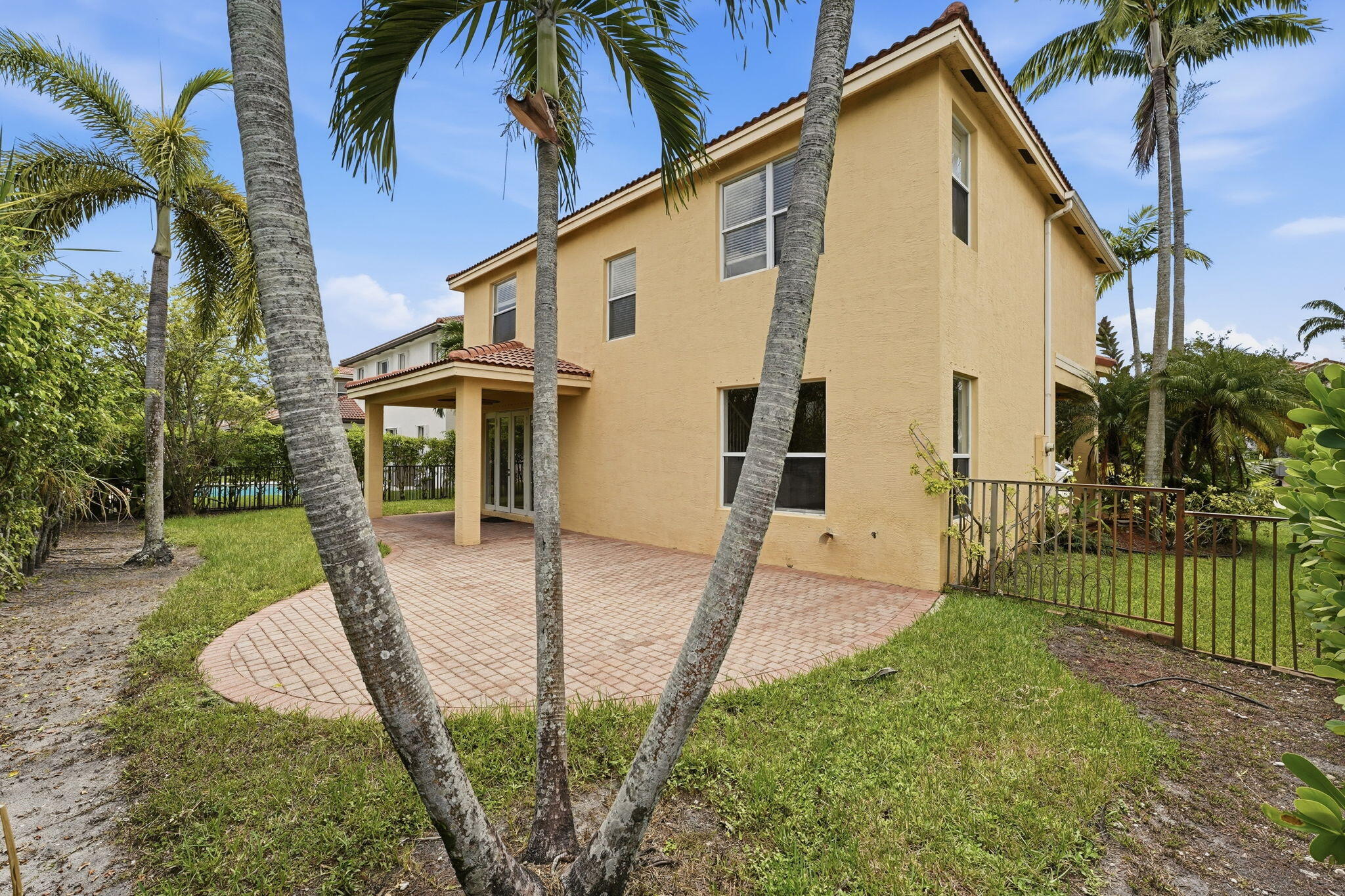 main property photo 46