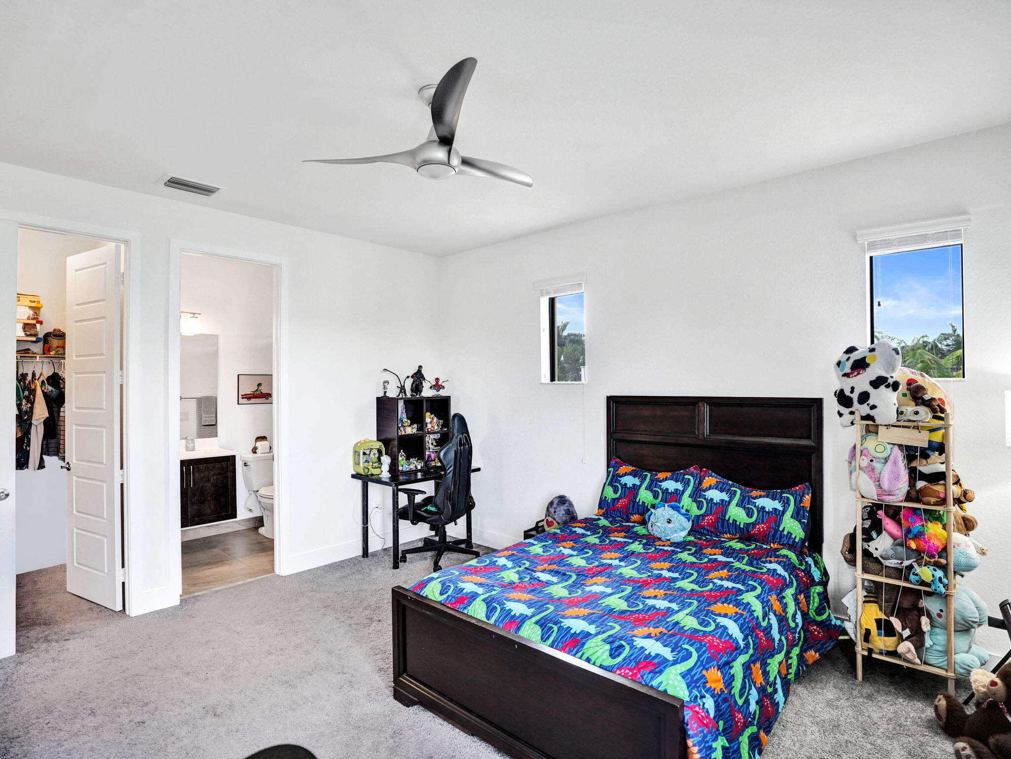 main property photo 66