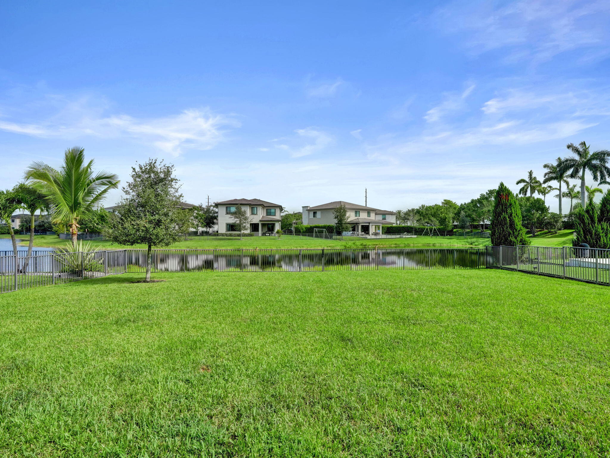 main property photo 83