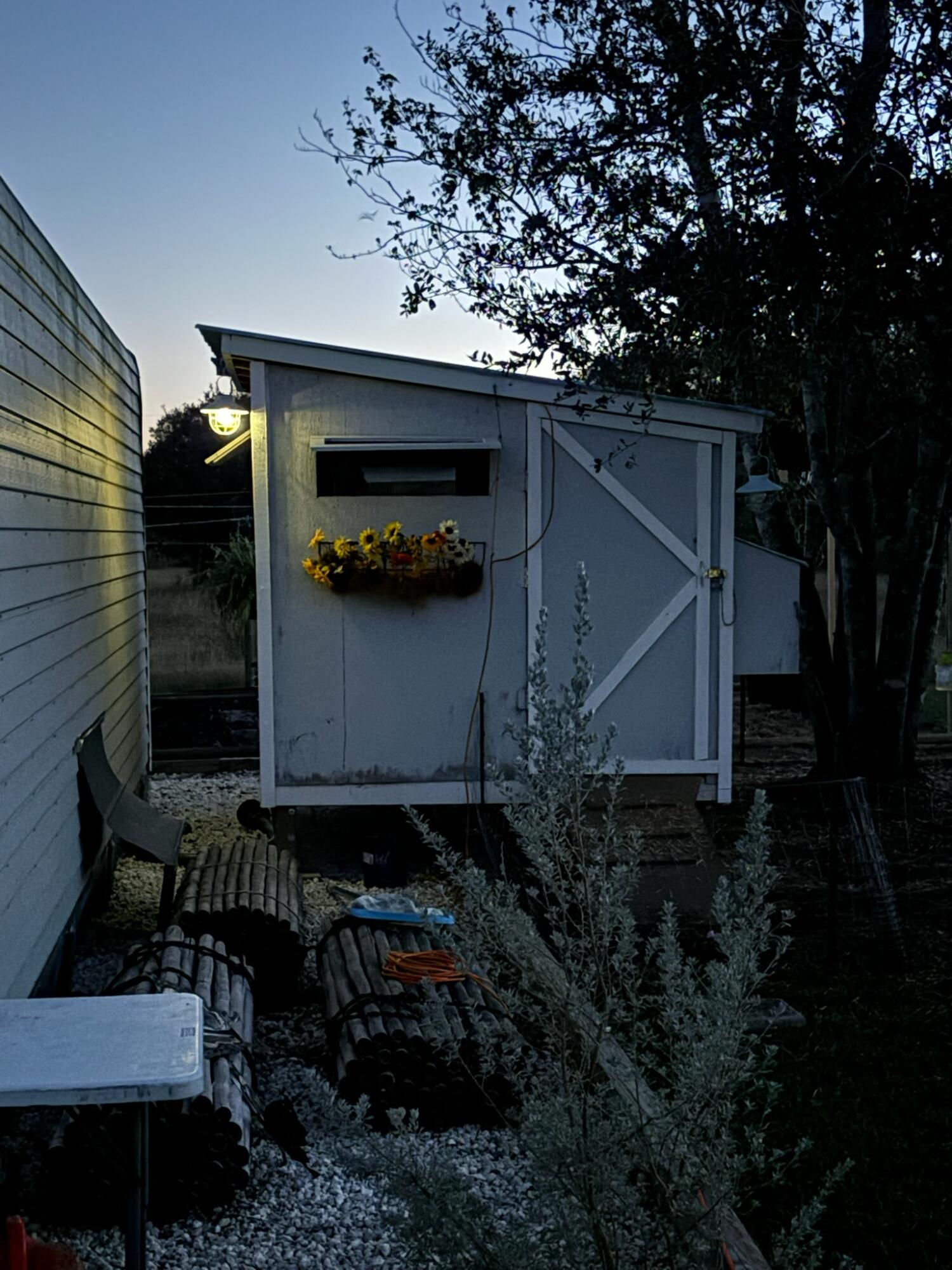 main property photo 41