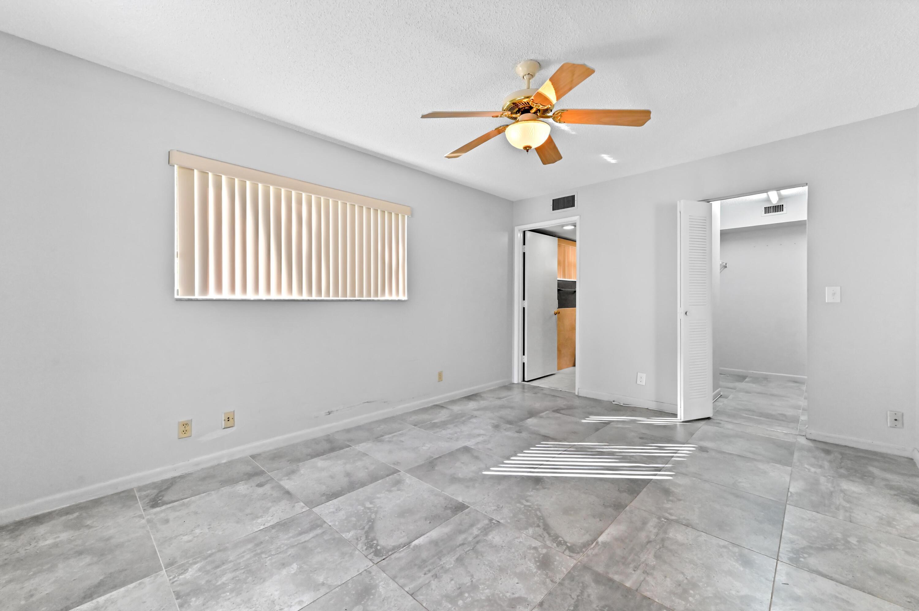 property viewer photo 18