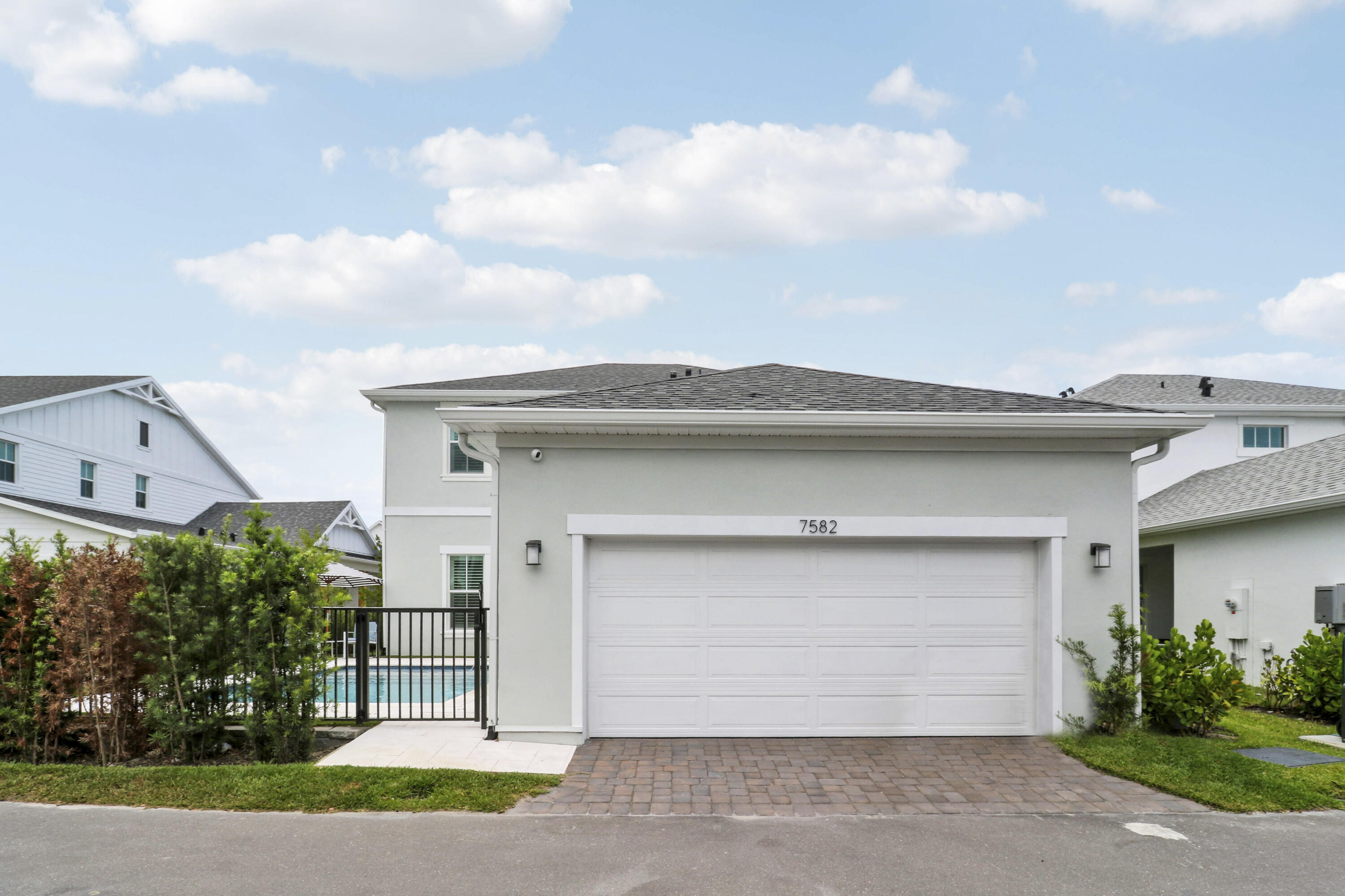main property photo 54