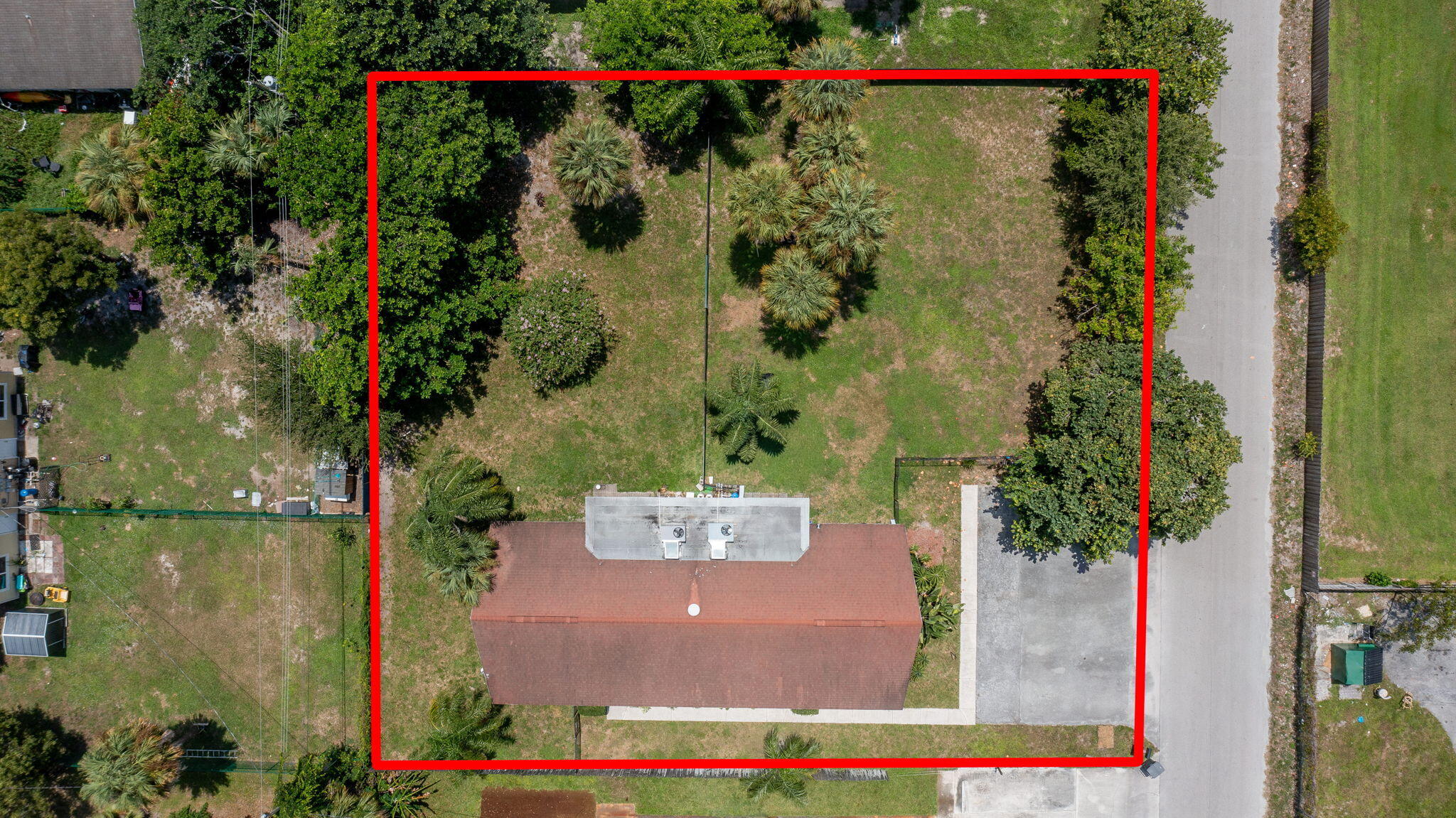 main property photo 8
