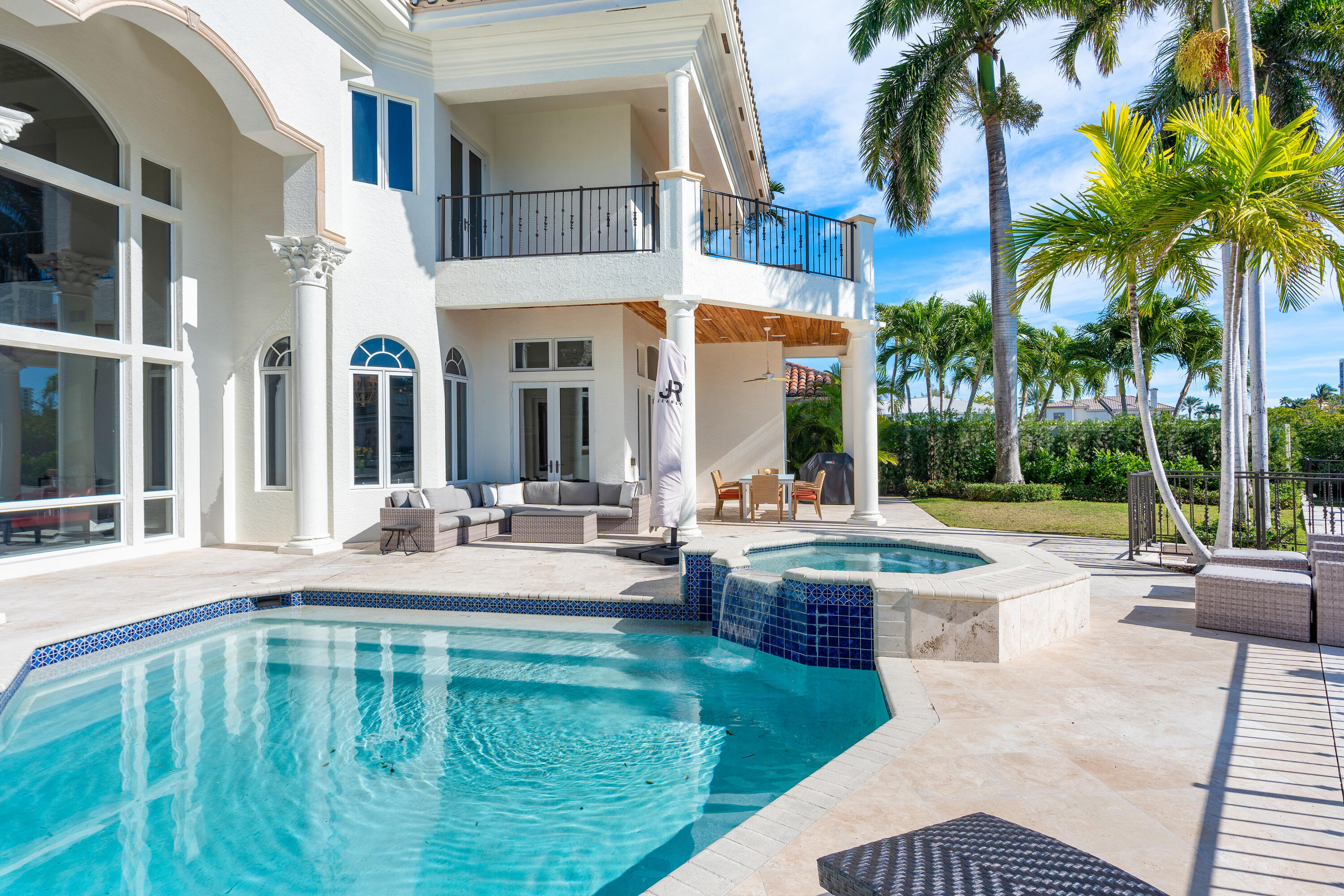 main property photo 17