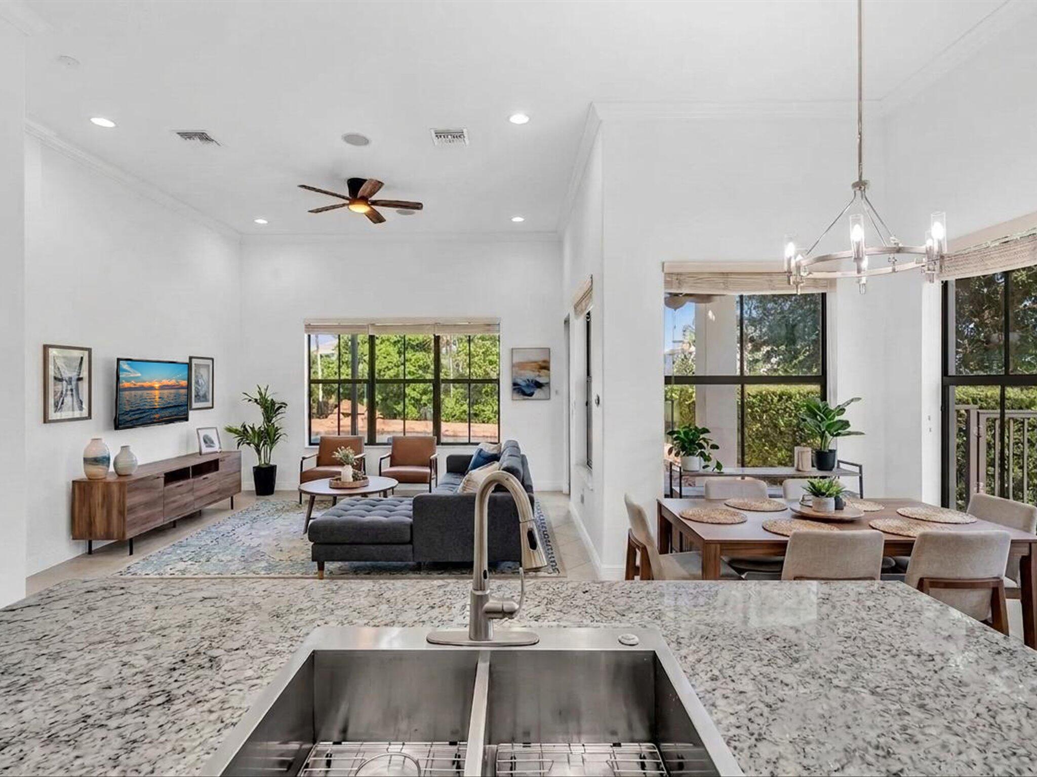 property viewer photo 15